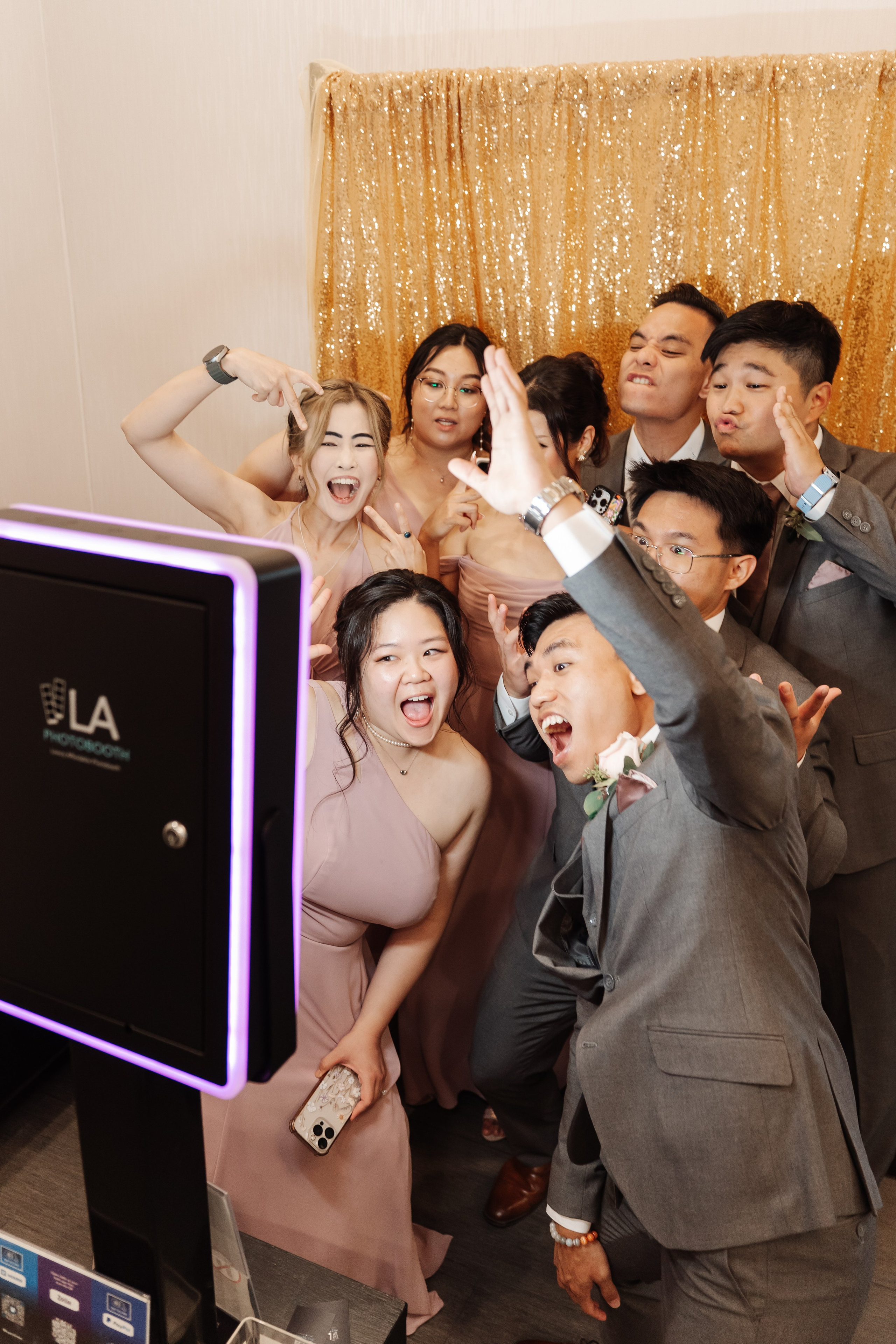 2025-08-16_AndreaChristopher. Ретушер Зенькевич Света