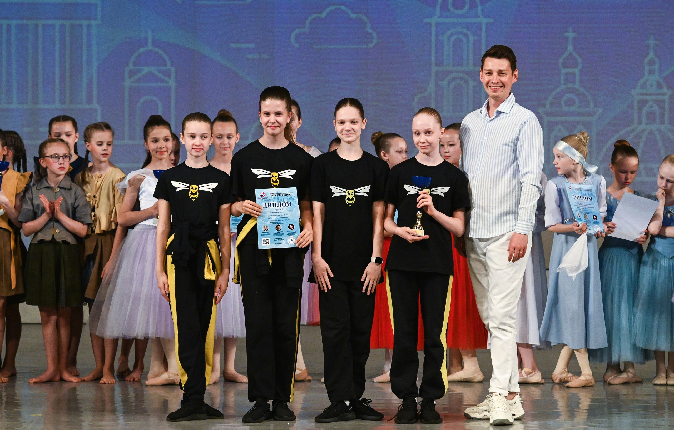 02.06.2025 «АртКомпас» Всероссийский фестиваль талантов «Невские встречи» г. Санкт-Петербург. Медиастудия Фото Концепт