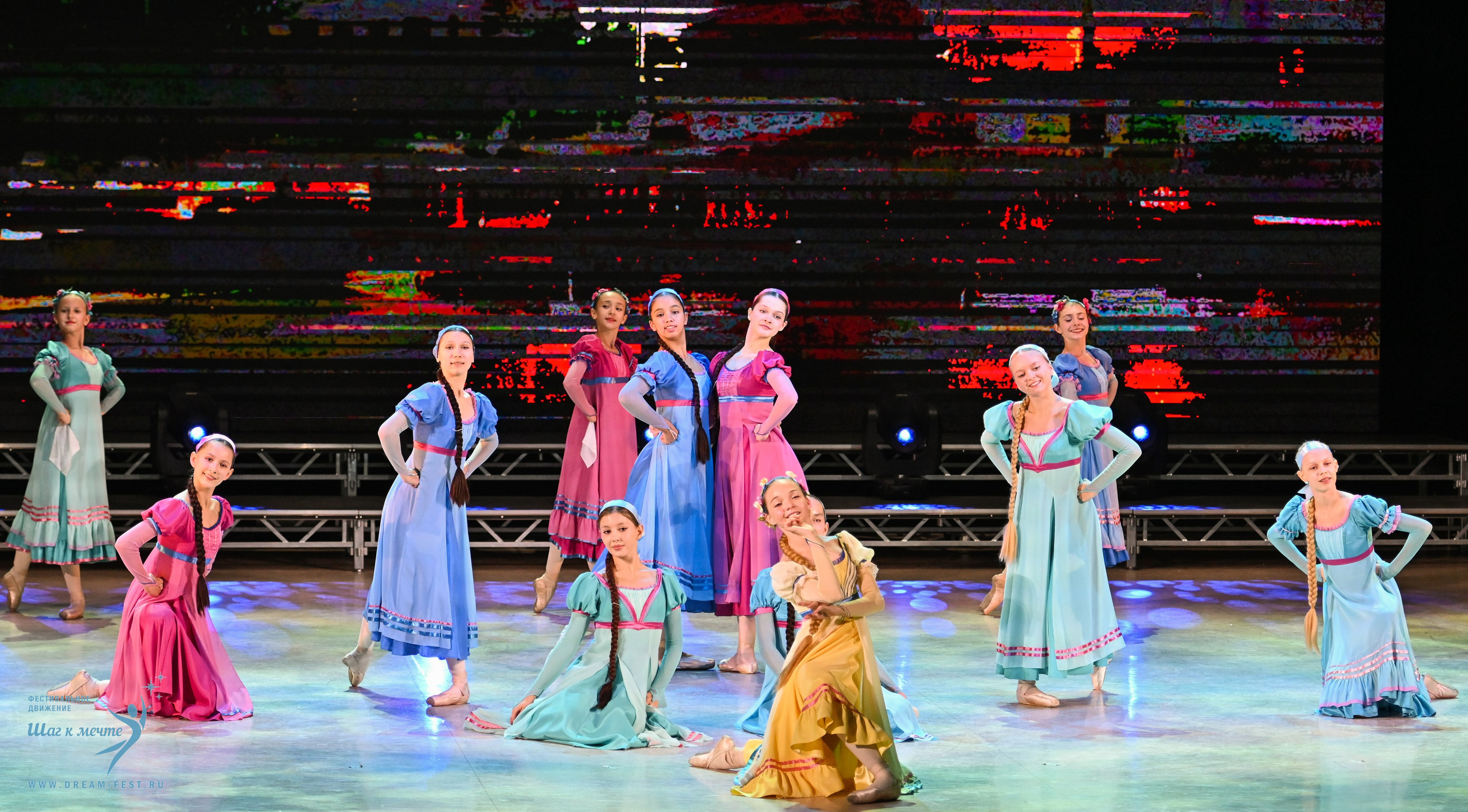 19.10.2024 Фестивальное движение «Шаг к мечте» г. Владимир. Медиастудия Фото Концепт