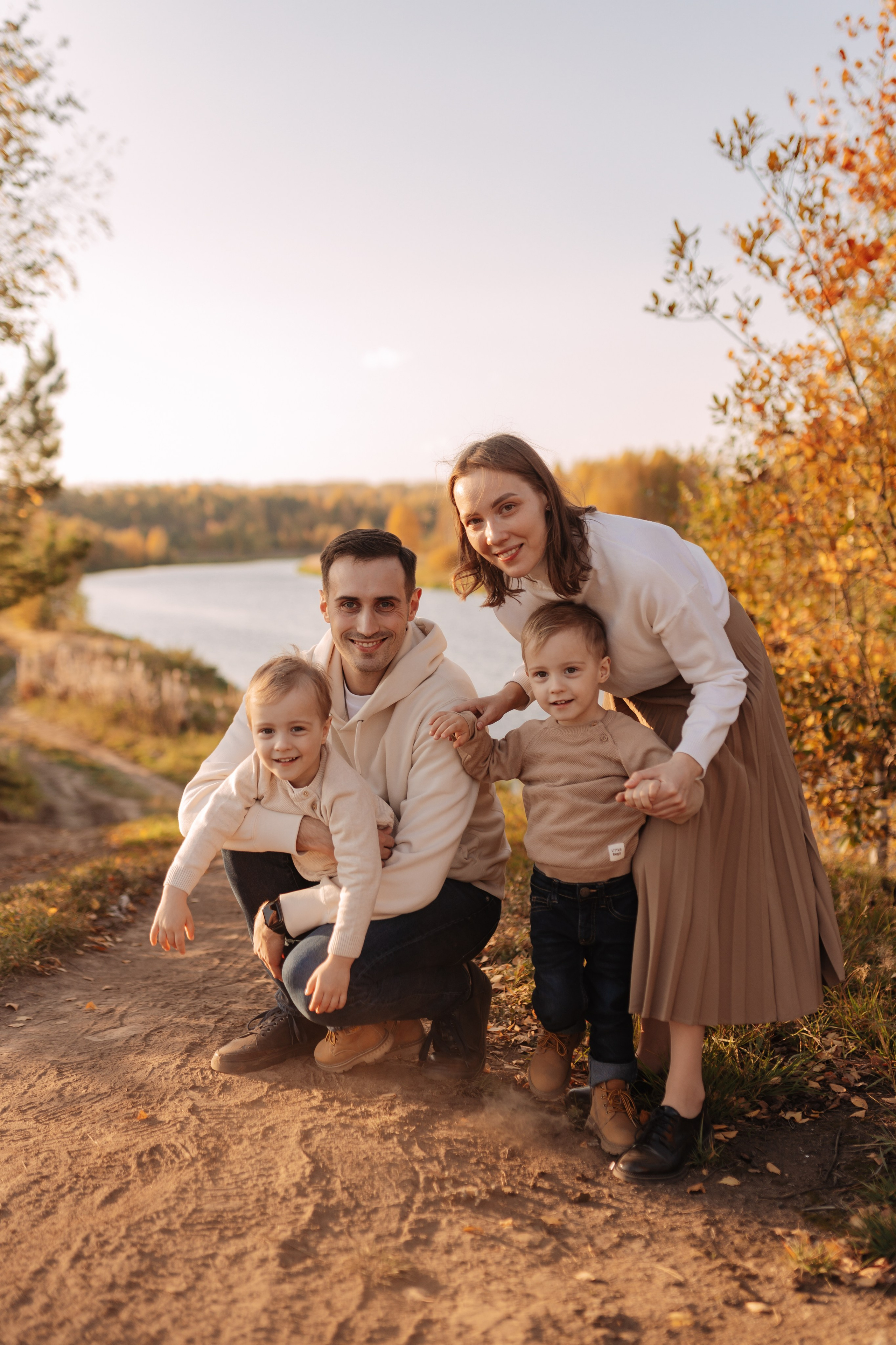 Осень с семьей Вадима и Данила. Семейный фотограф Альбина Крутелева, Екатеринбург, Ревда