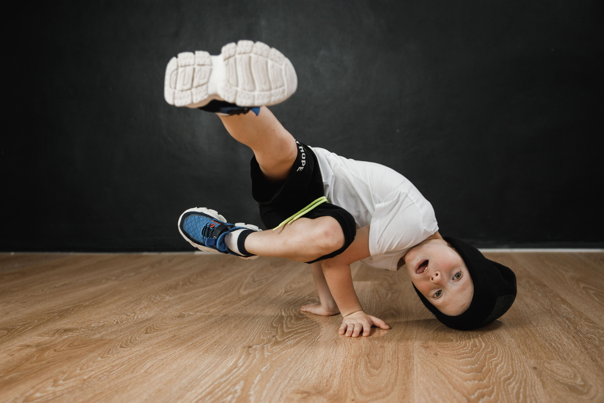 Брейк-данс. Фотограф Андрей Баксов