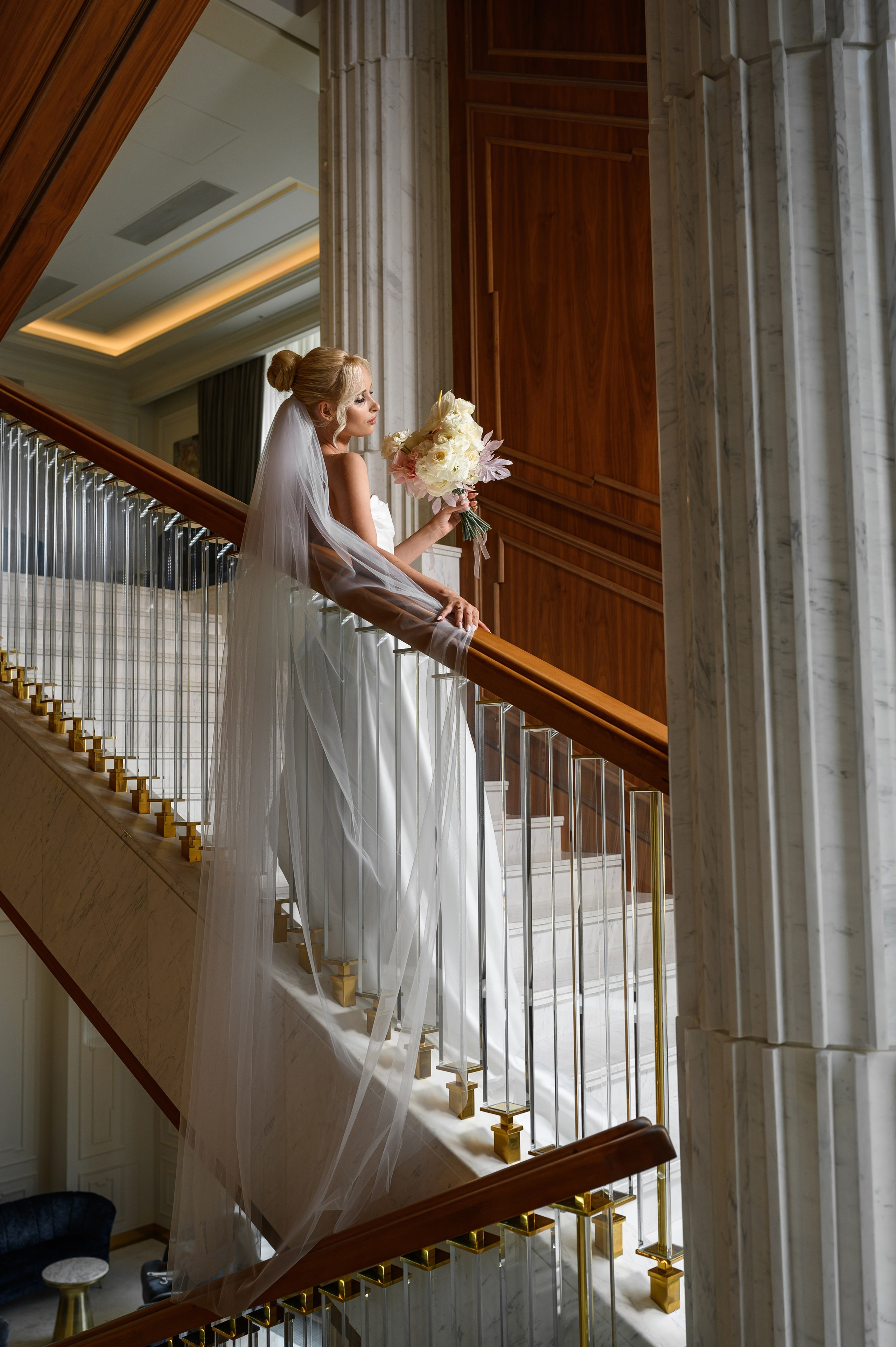 Свадебная фотосессия в Марриотт Империал Плаза. Свадебный фотограф Москва Юрий Кульман