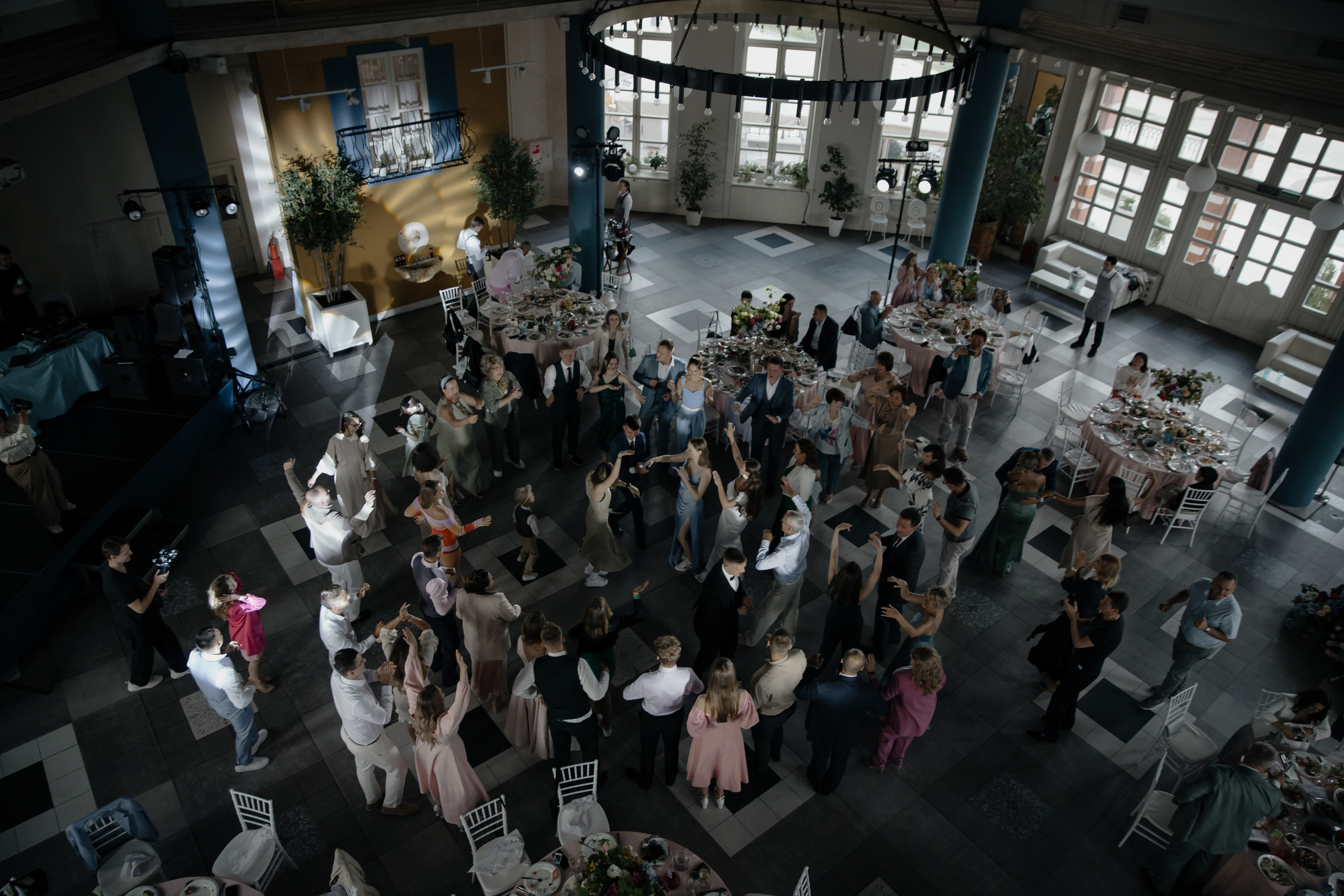 25.08.2024. RETOUCH-HOUSE