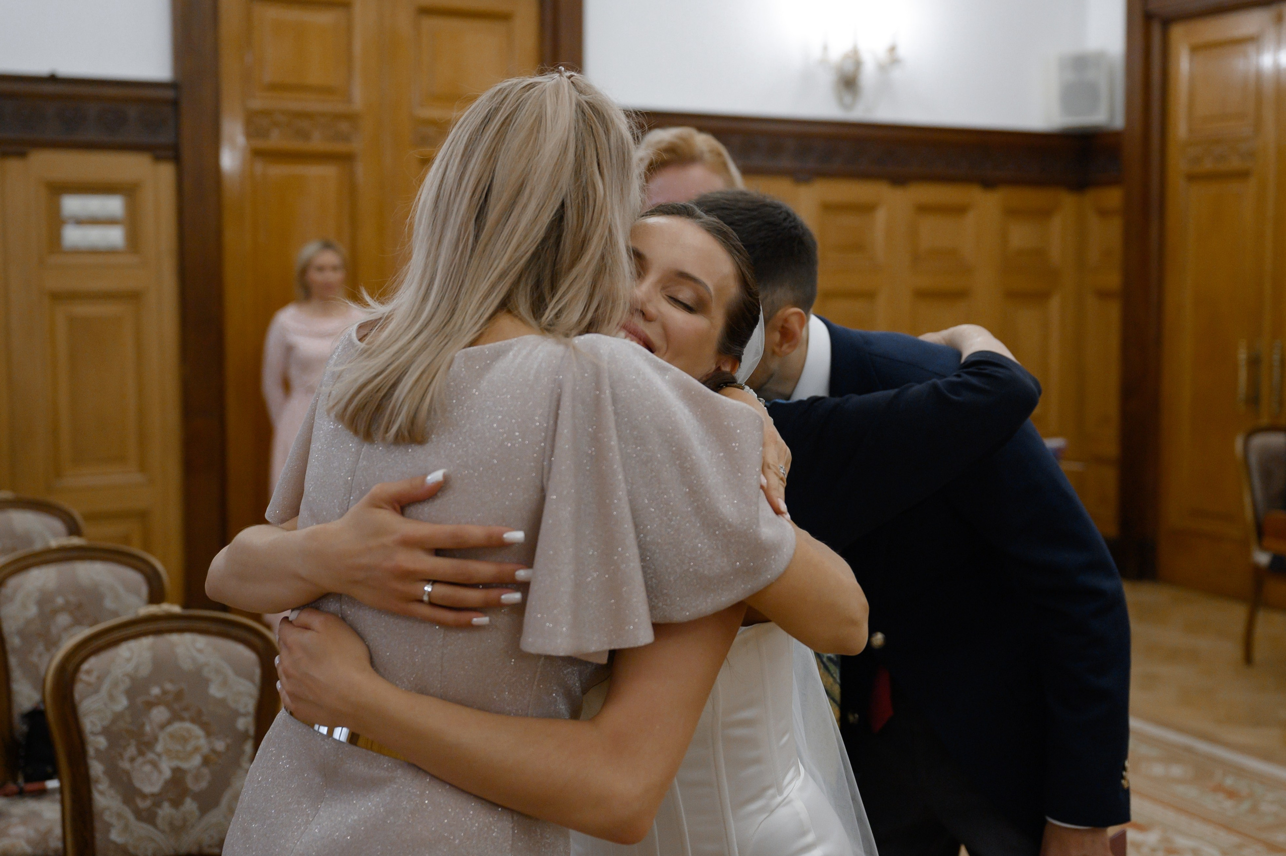 12.11.2024. RETOUCH-HOUSE