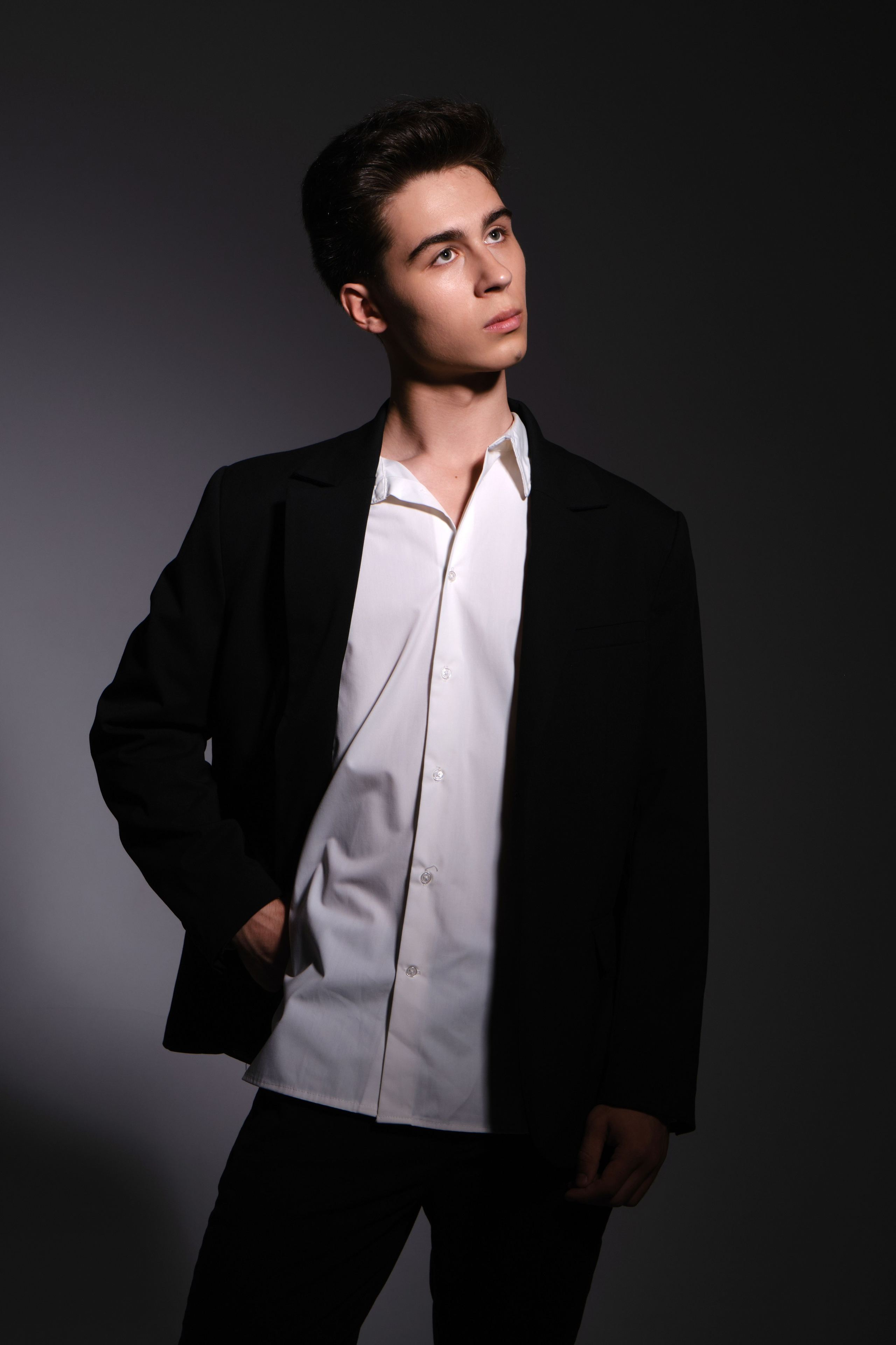 Дмитрий. Профессиональные модельные портфолио