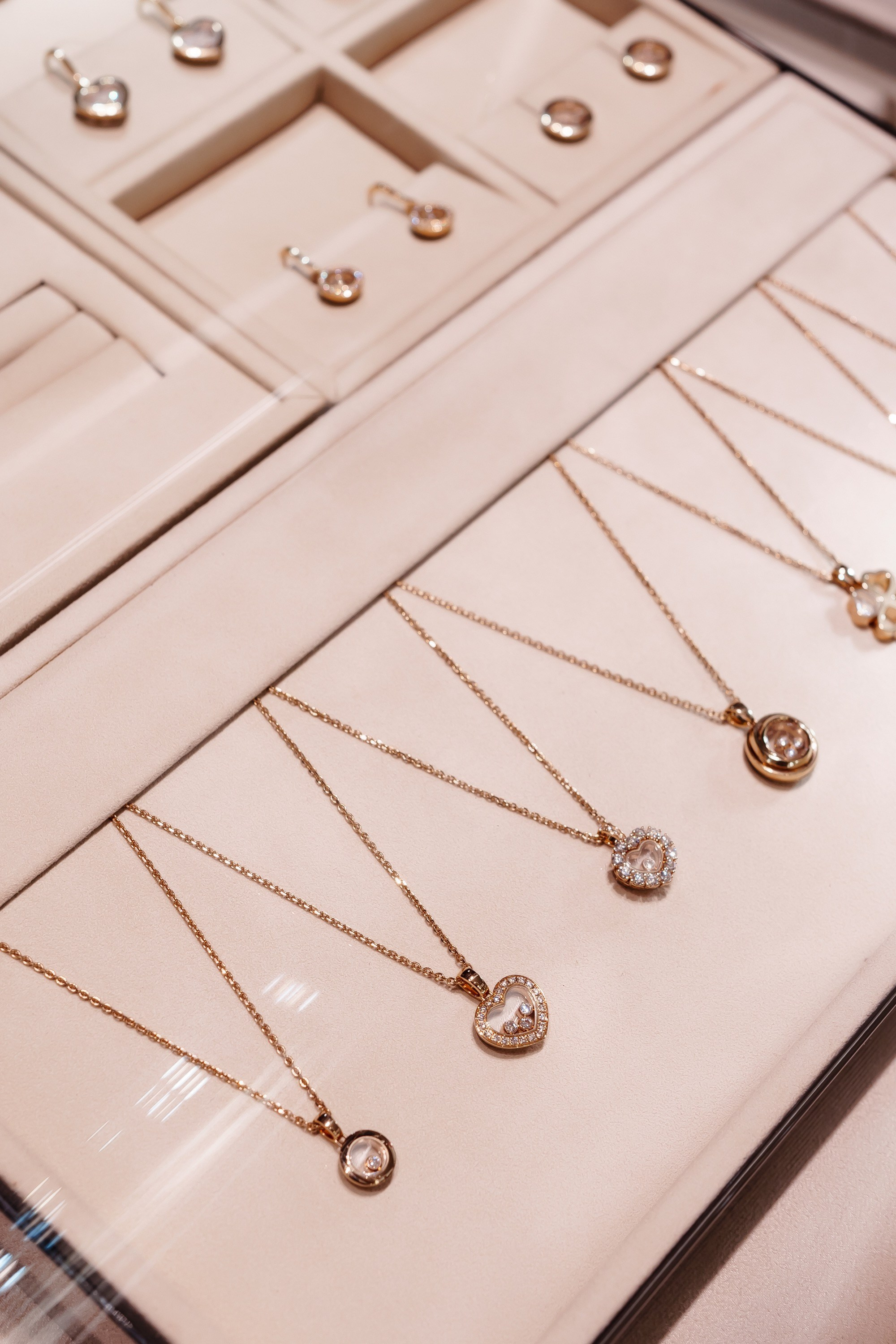 Презентация «Barbie Collection» в «Chopard», «Talan Gallery». Профессиональный фотограф в городе Астана Копанев Данил