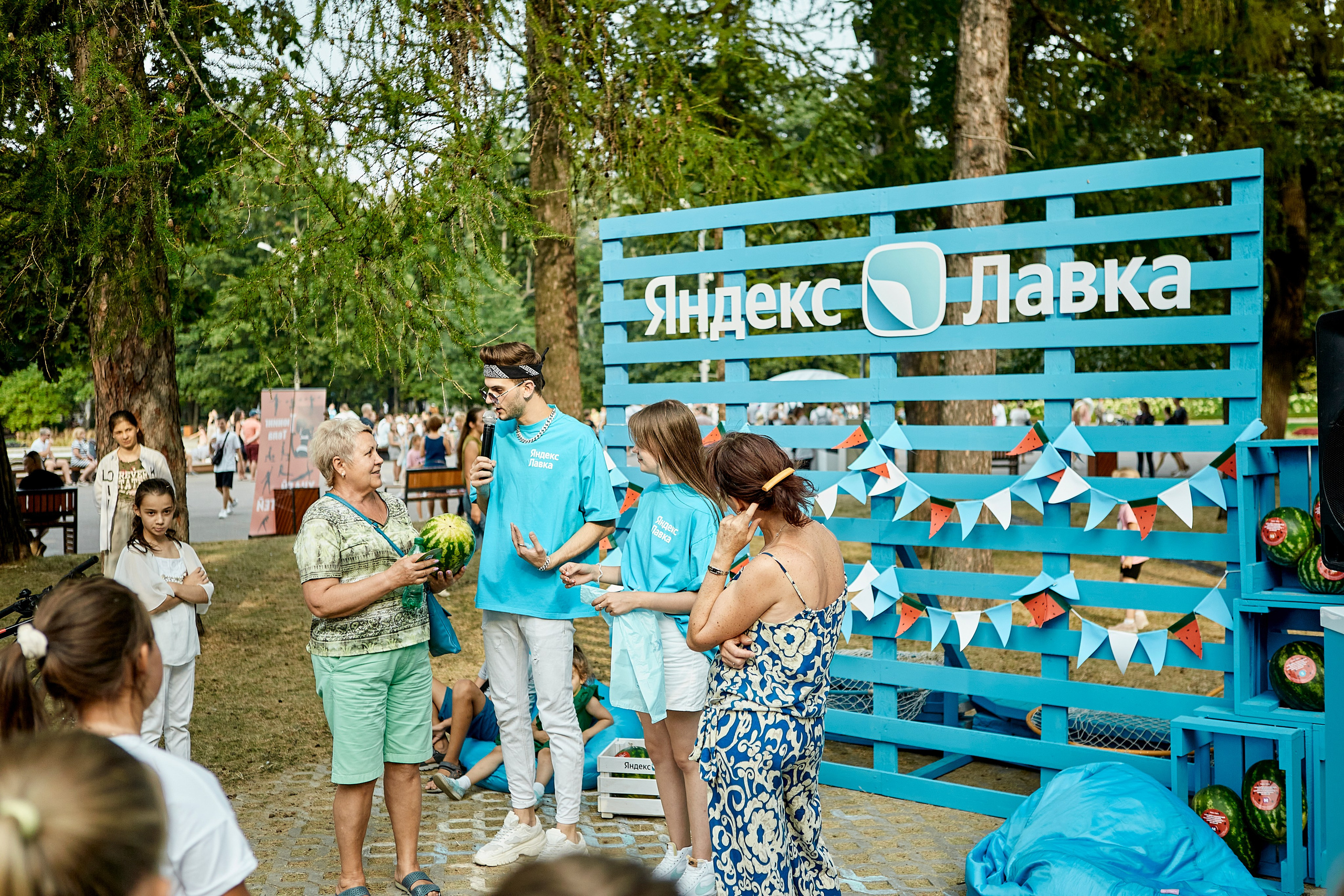 ЯНДЕКС ЛАВКА «АРБУЗНАЯ ФЕЕРИЯ». Фотограф Андрей Егоров
