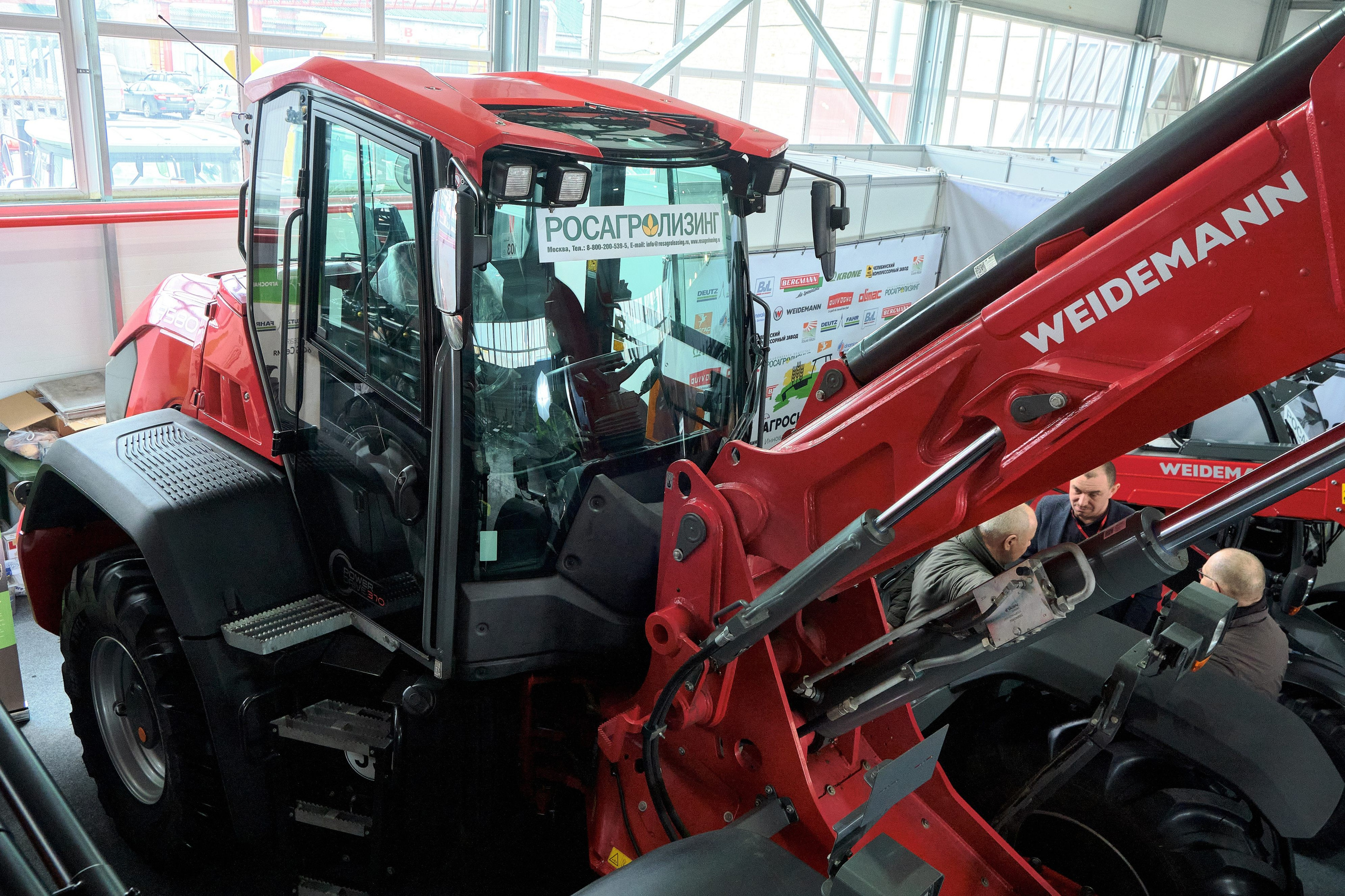 ТЕХНИКА/TECHNIC. Фотограф и оператор Сергей Окладников