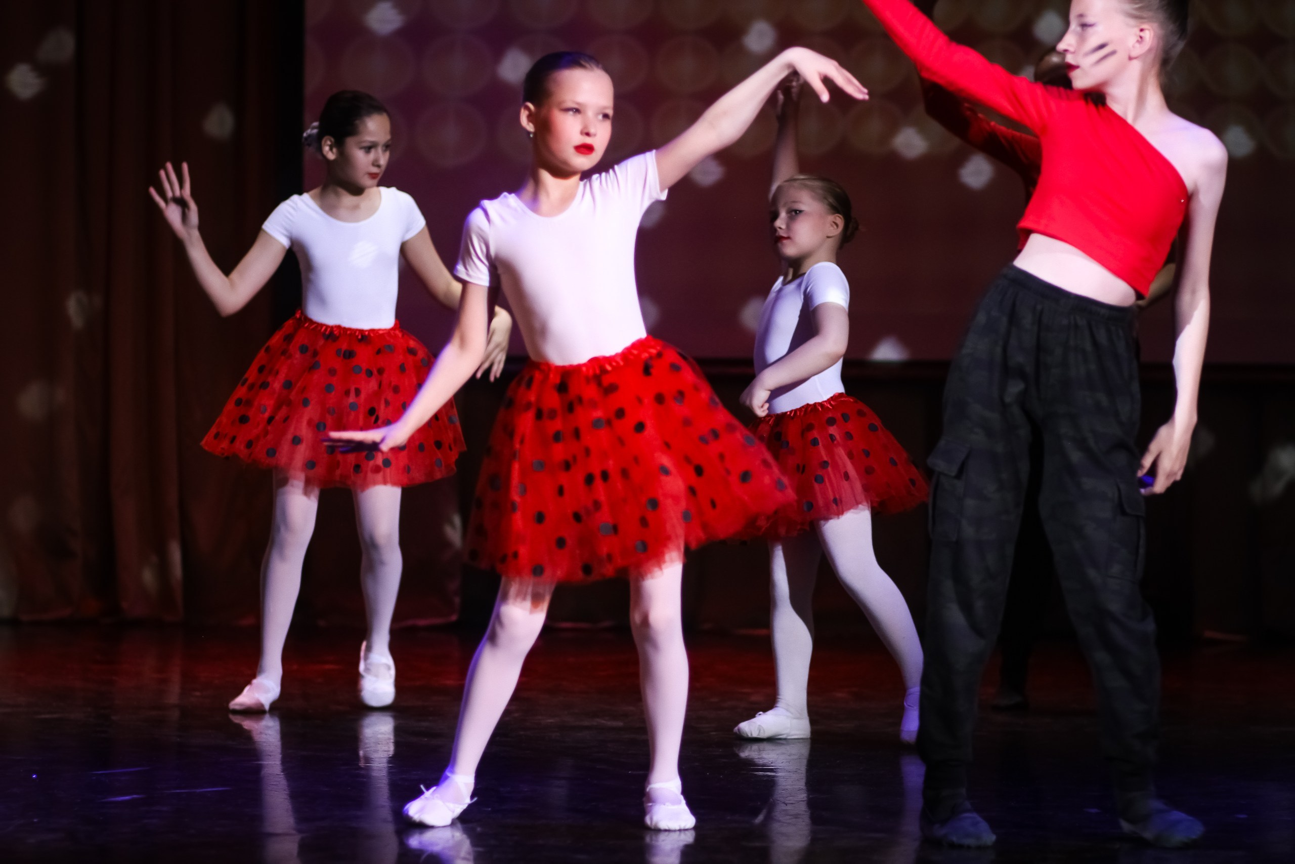 Отчётный концерт Riviera Dance. Май 2024. Фотограф — Новосибирск