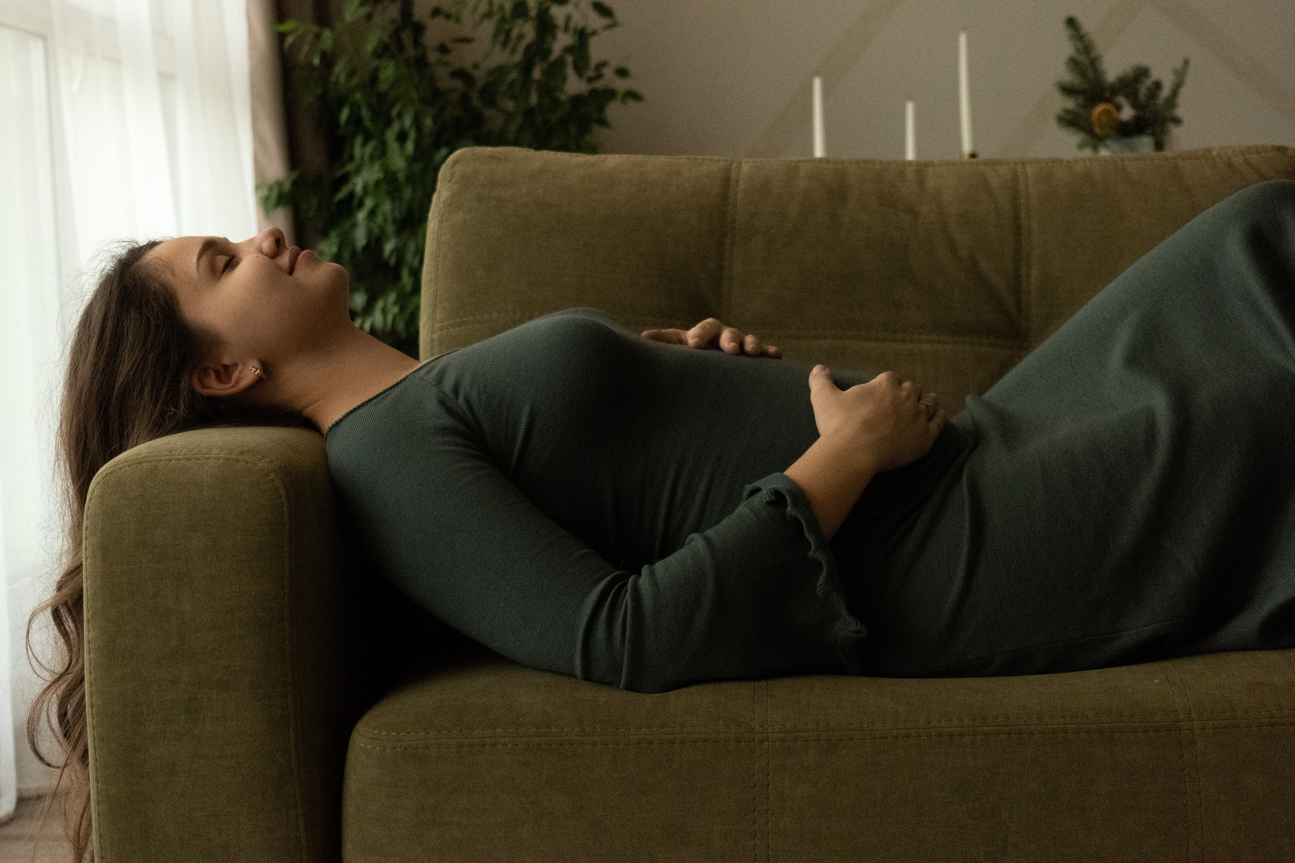 Домашняя новогодняя фотосесиия беременности. Фотограф видеограф Ольга Василевская