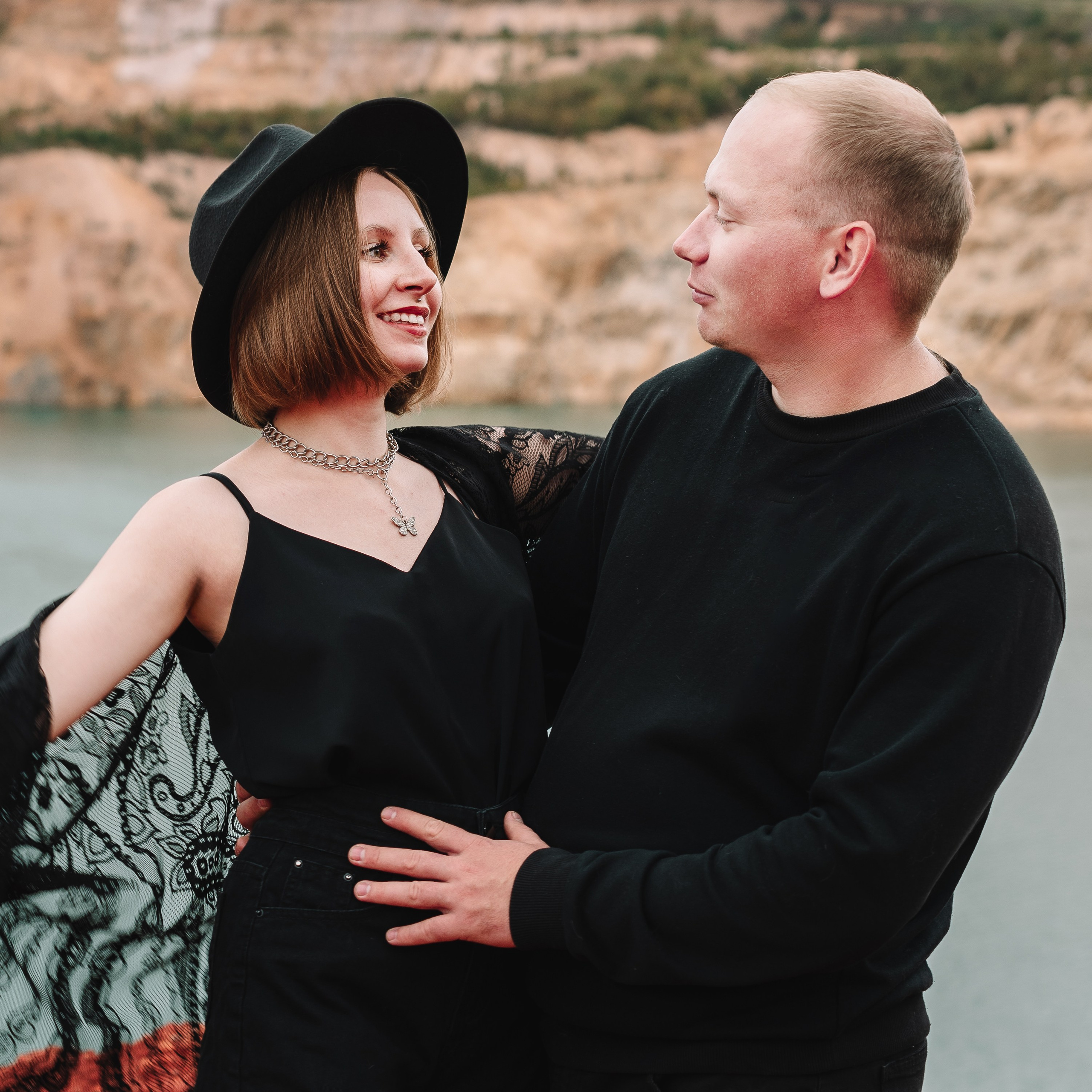 Love Story Фотосессия на Гурьевском карьере (Марс)