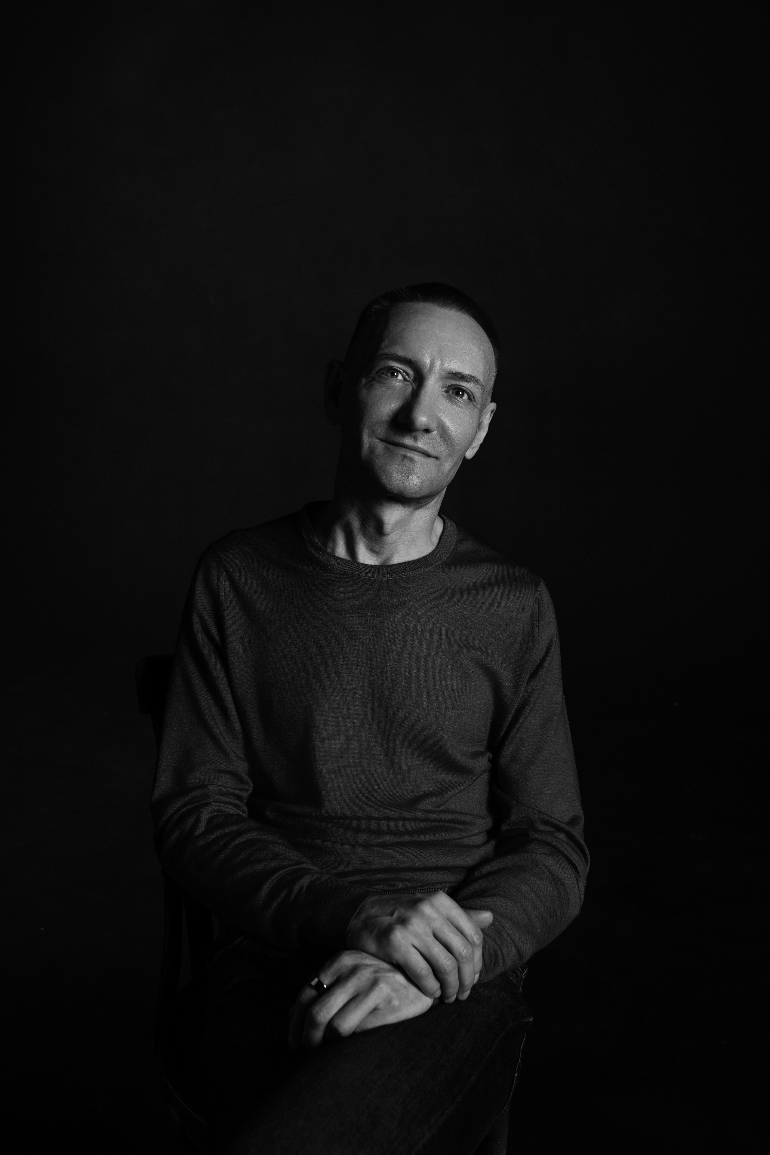 Андрей, чб съёмка в студии. Фотограф Наталия Федосова, г. Москва. TG и Instagram @nataliya_raw