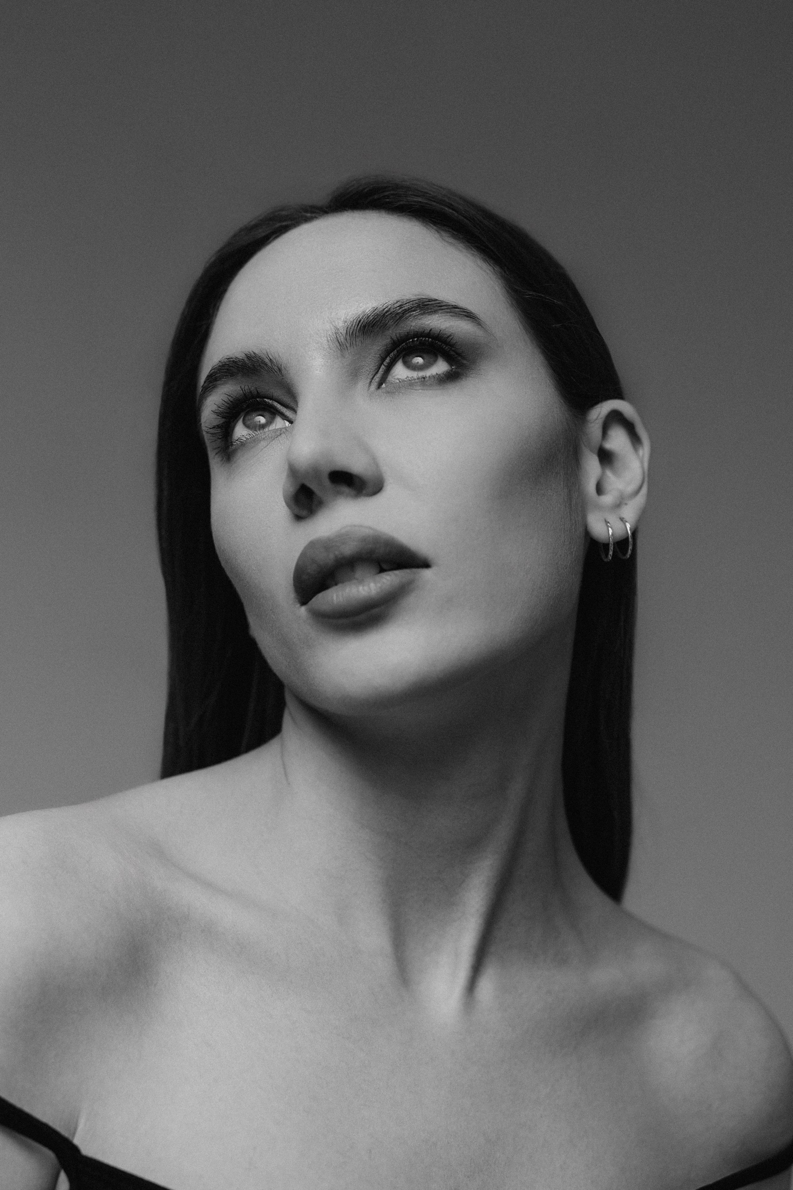 Виктория | фотосессия на циклораме. Портретный фотограф Москва