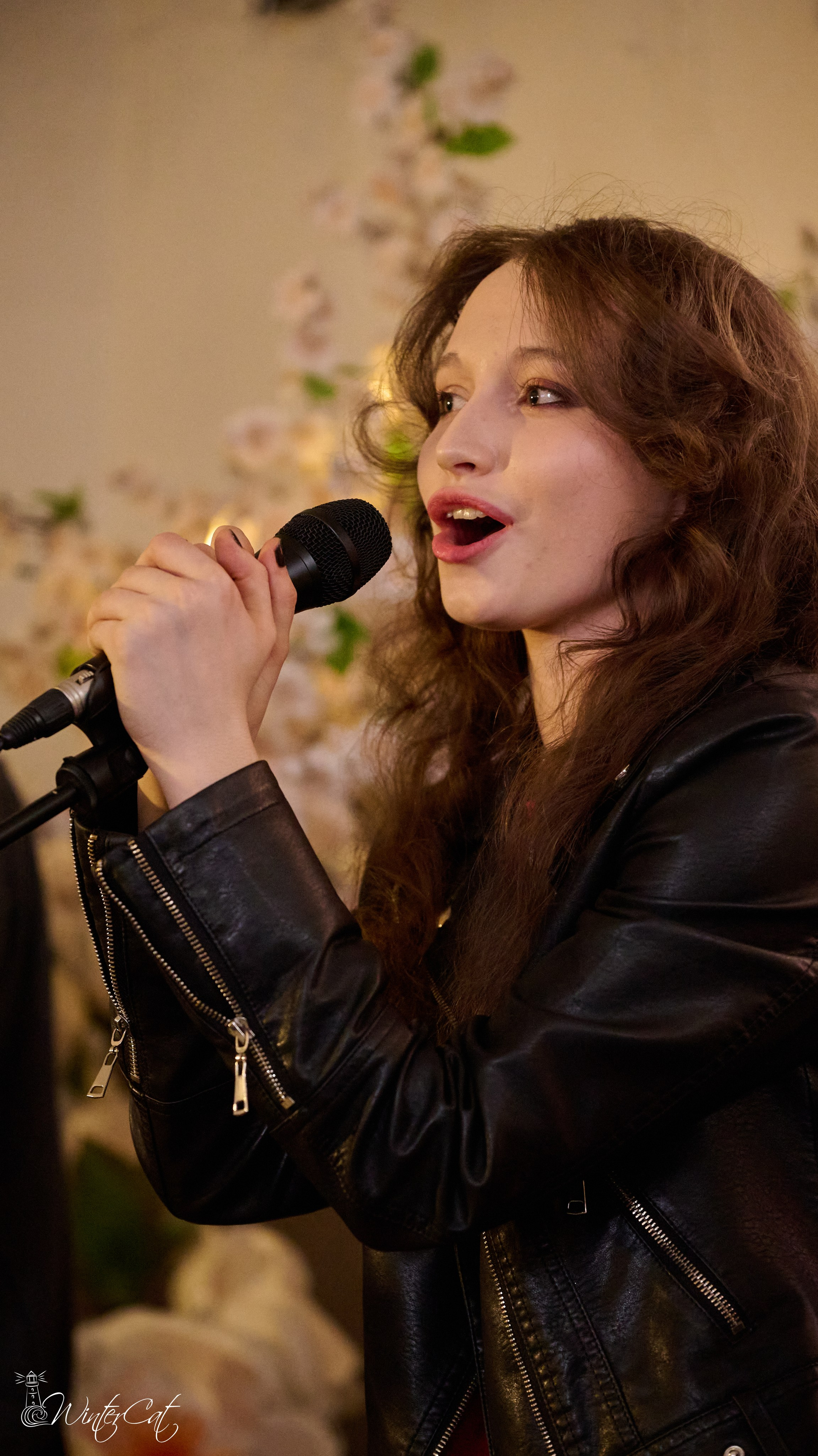 Тёплый Вечер (18.04.26 Чайка). Портретный и репортажный фотограф в Магадане Андрей Нефедов WinterCatPhoto