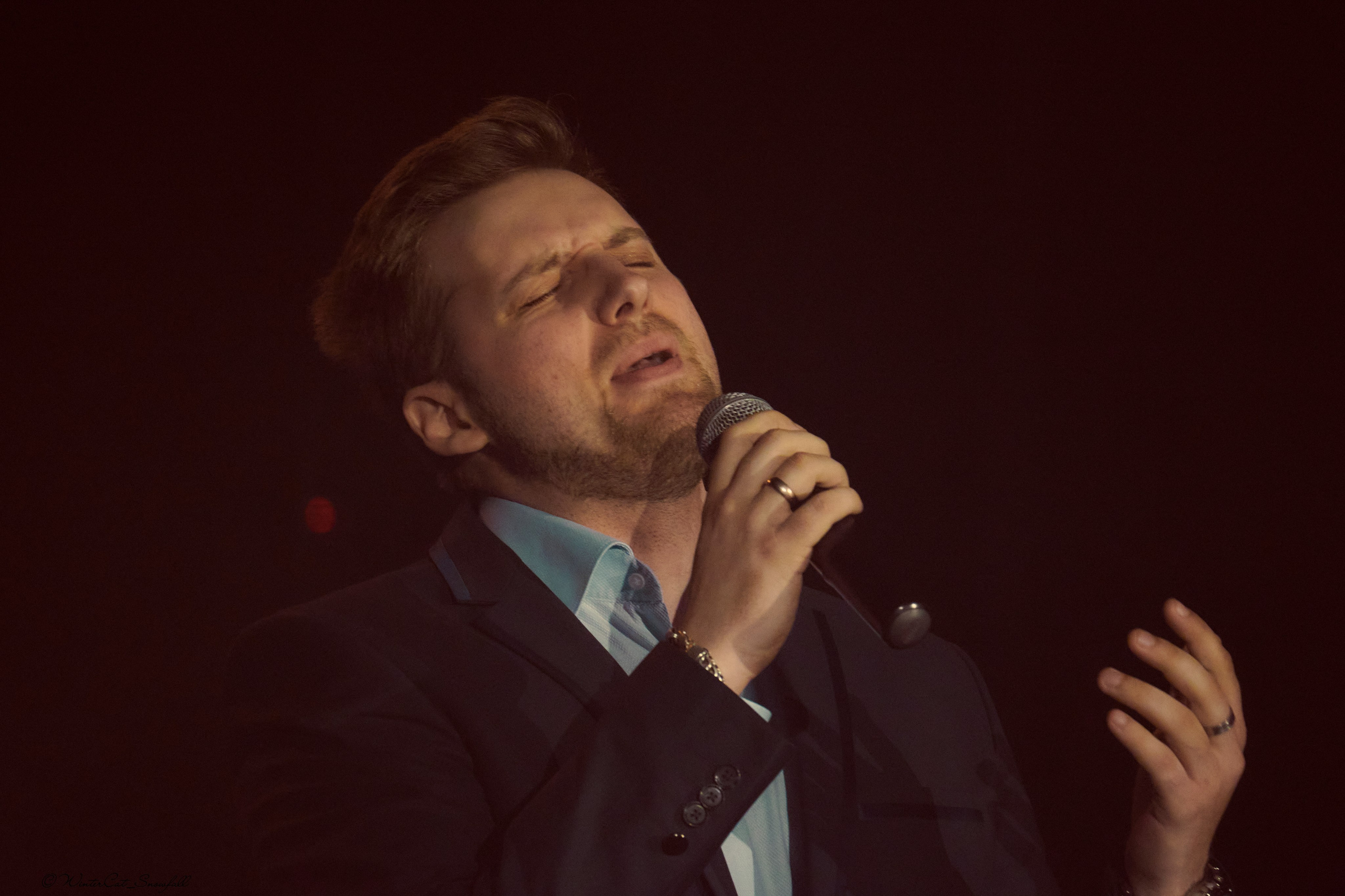 Наши Голоса 21.05.24. Портретный и репортажный фотограф в Магадане Андрей Нефедов WinterCatPhoto