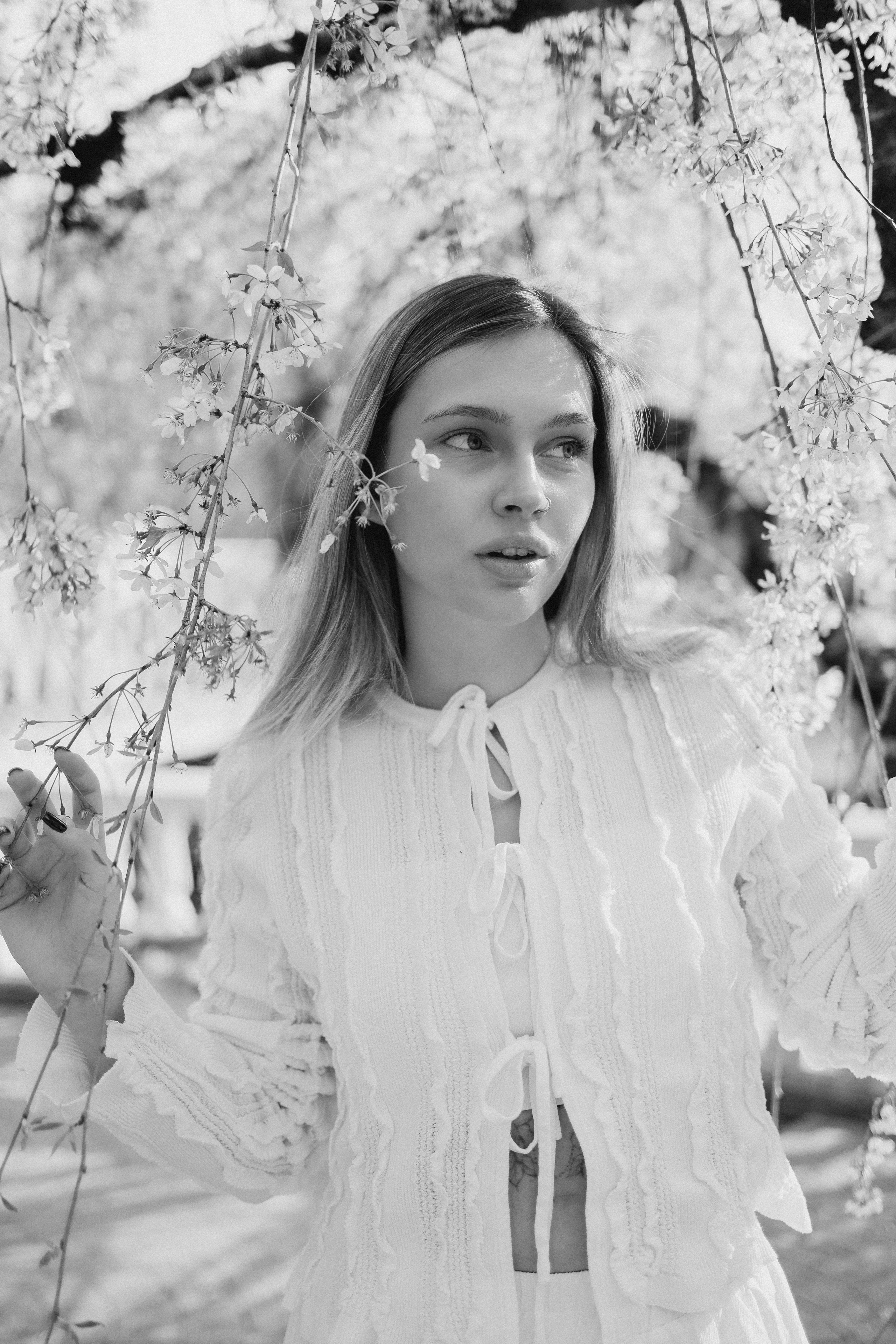 Света в сакуре. Фотограф Сочи Адлер Сириус Красная поляна Олеся Минив