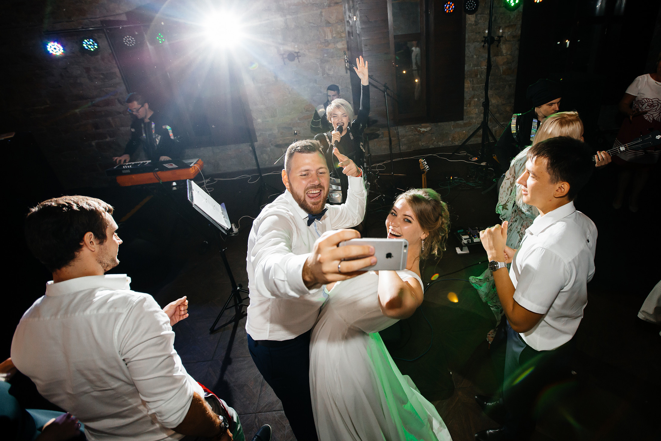 Свадьба с выездной регистрацией в Абрау Дюрсо. Архитектурный и интерьерный фотограф в Краснодаре | Дмитрий Демской