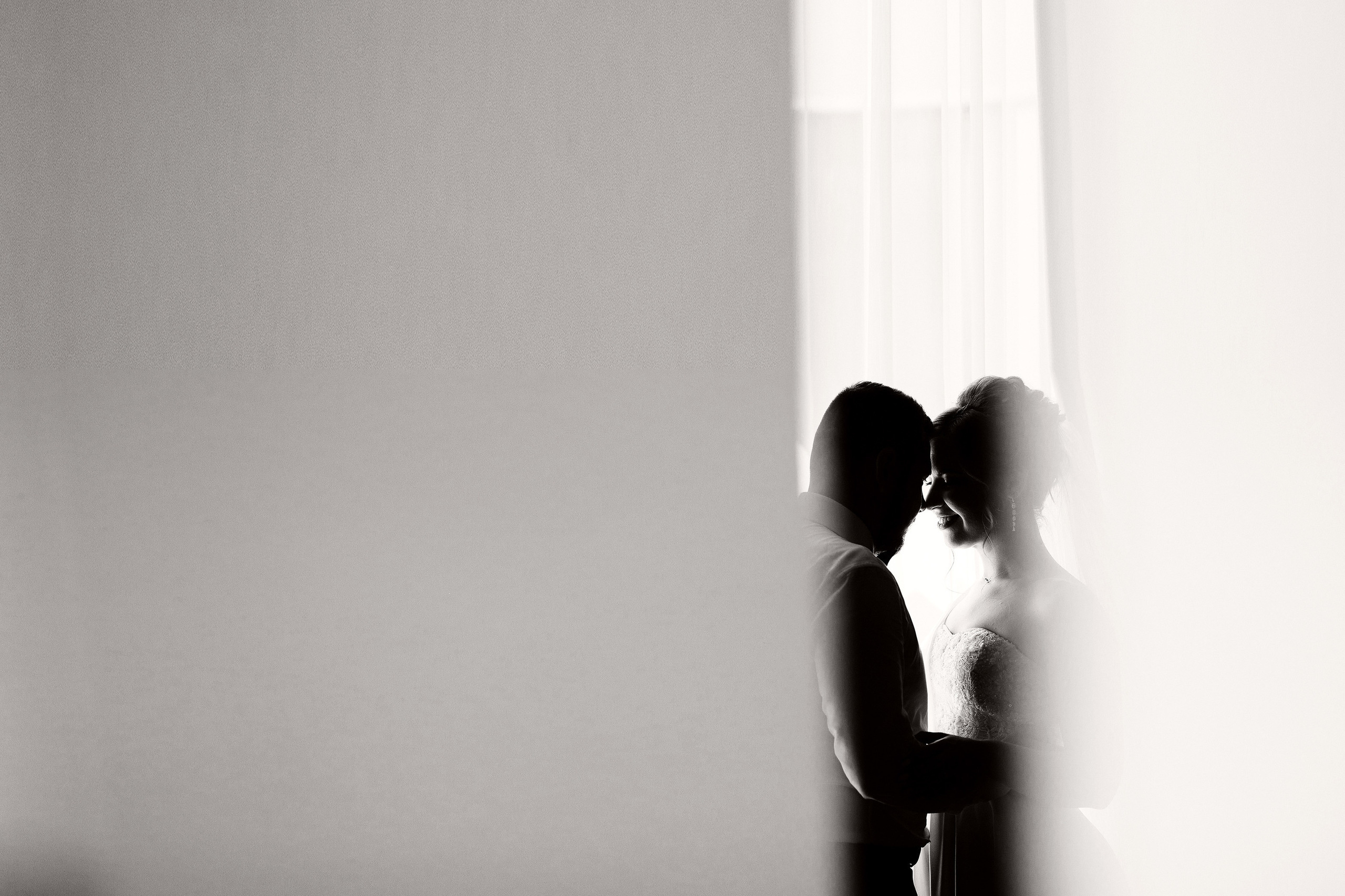 Свадьба с выездной регистрацией в Абрау Дюрсо. Архитектурный и интерьерный фотограф в Краснодаре | Дмитрий Демской