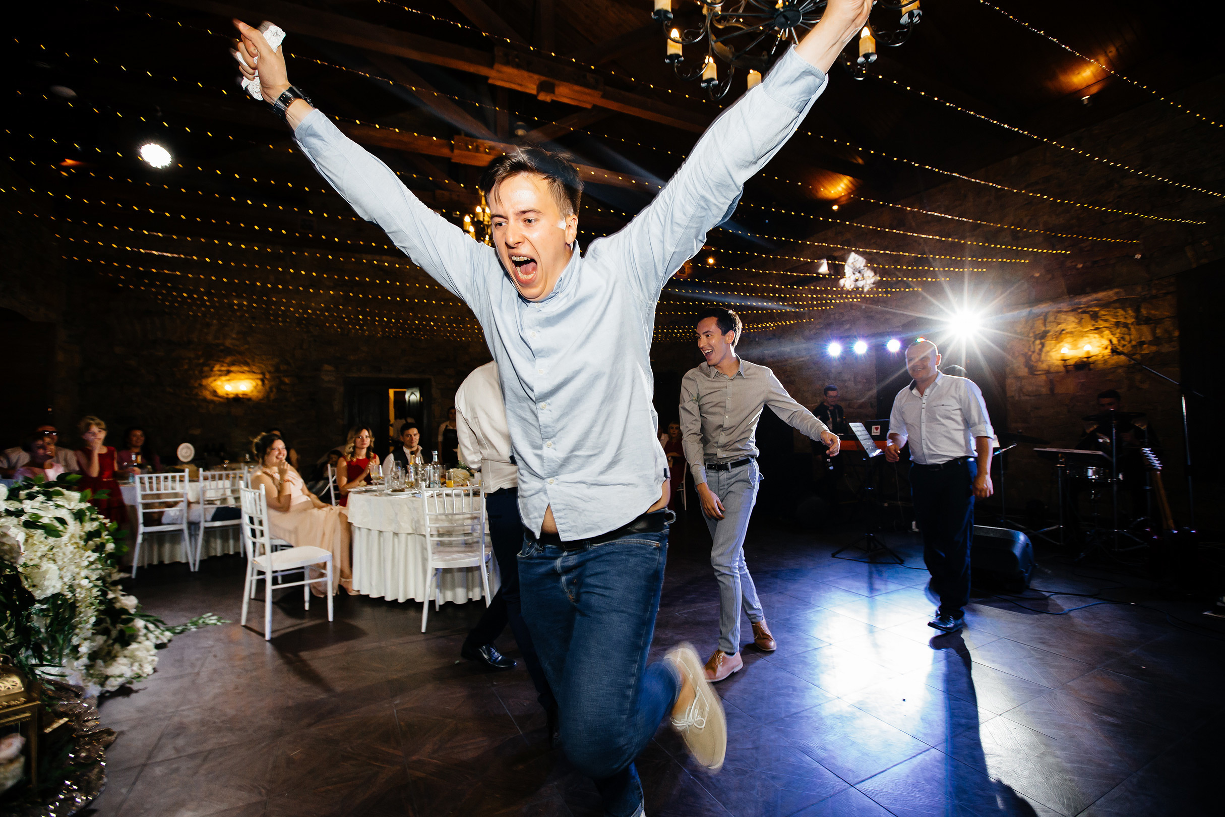 Свадьба с выездной регистрацией в Абрау Дюрсо. Архитектурный и интерьерный фотограф в Краснодаре | Дмитрий Демской