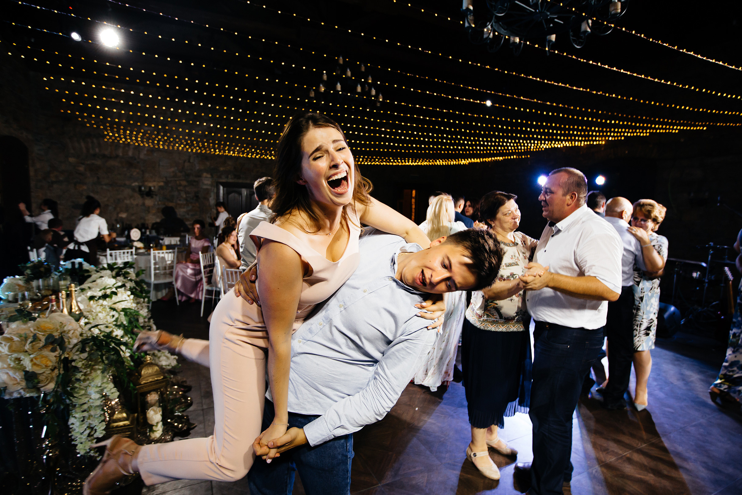 Свадьба с выездной регистрацией в Абрау Дюрсо. Архитектурный и интерьерный фотограф в Краснодаре | Дмитрий Демской