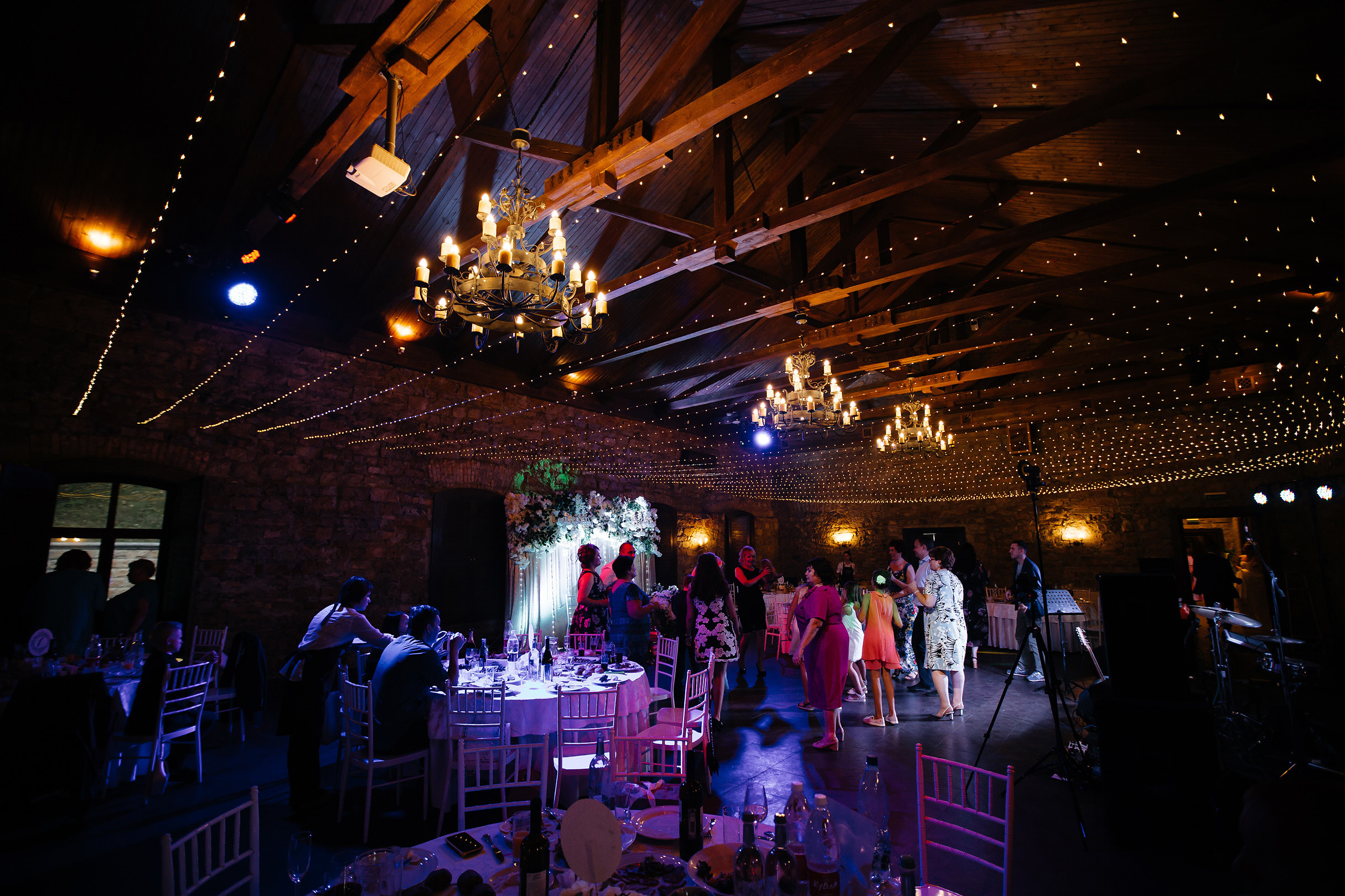 Свадьба с выездной регистрацией в Абрау Дюрсо. Архитектурный и интерьерный фотограф в Краснодаре | Дмитрий Демской