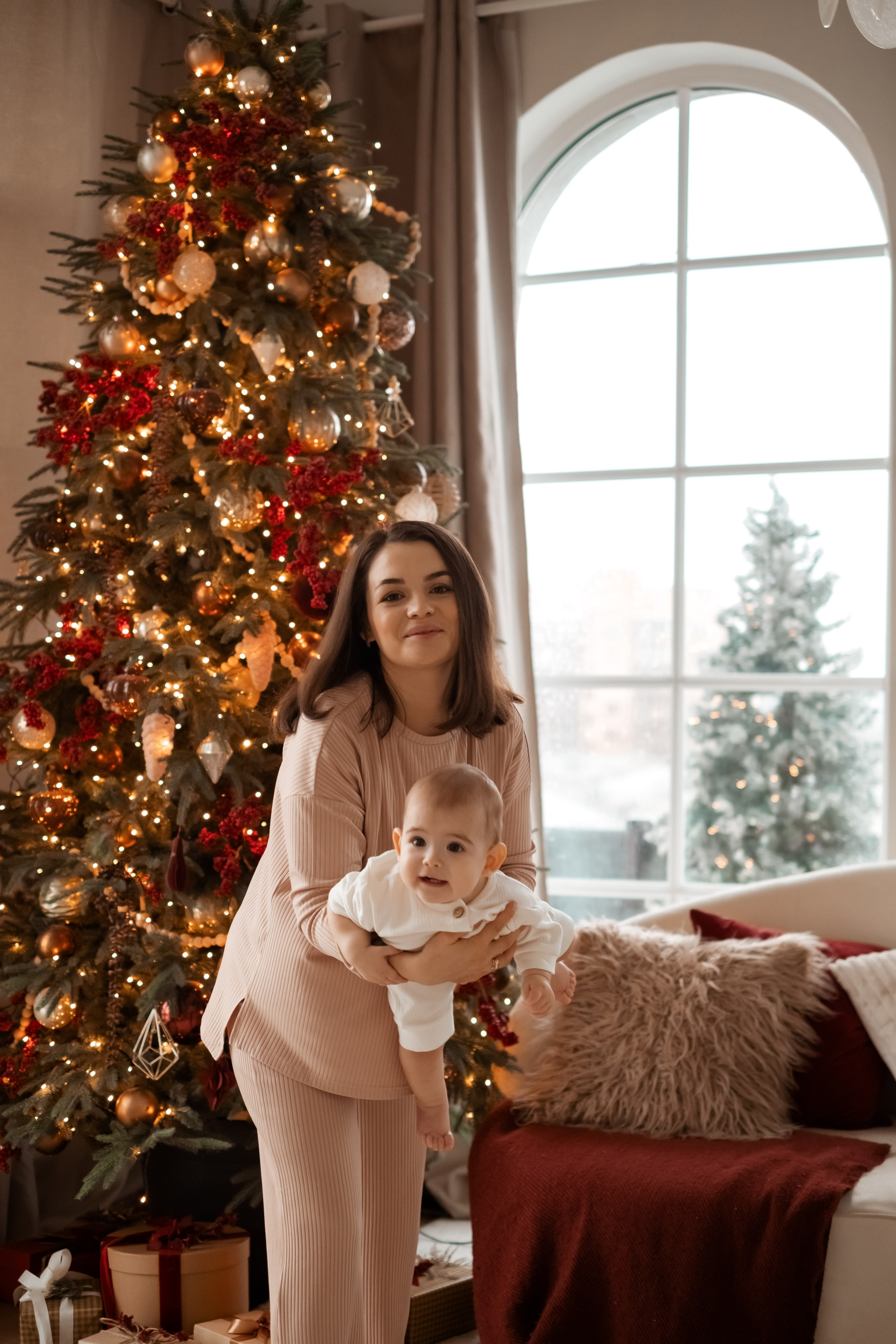 Семейная новогодняя фотосессия. Семейный и детский фотограф в Мелитополе /Наталья Зацеркляная