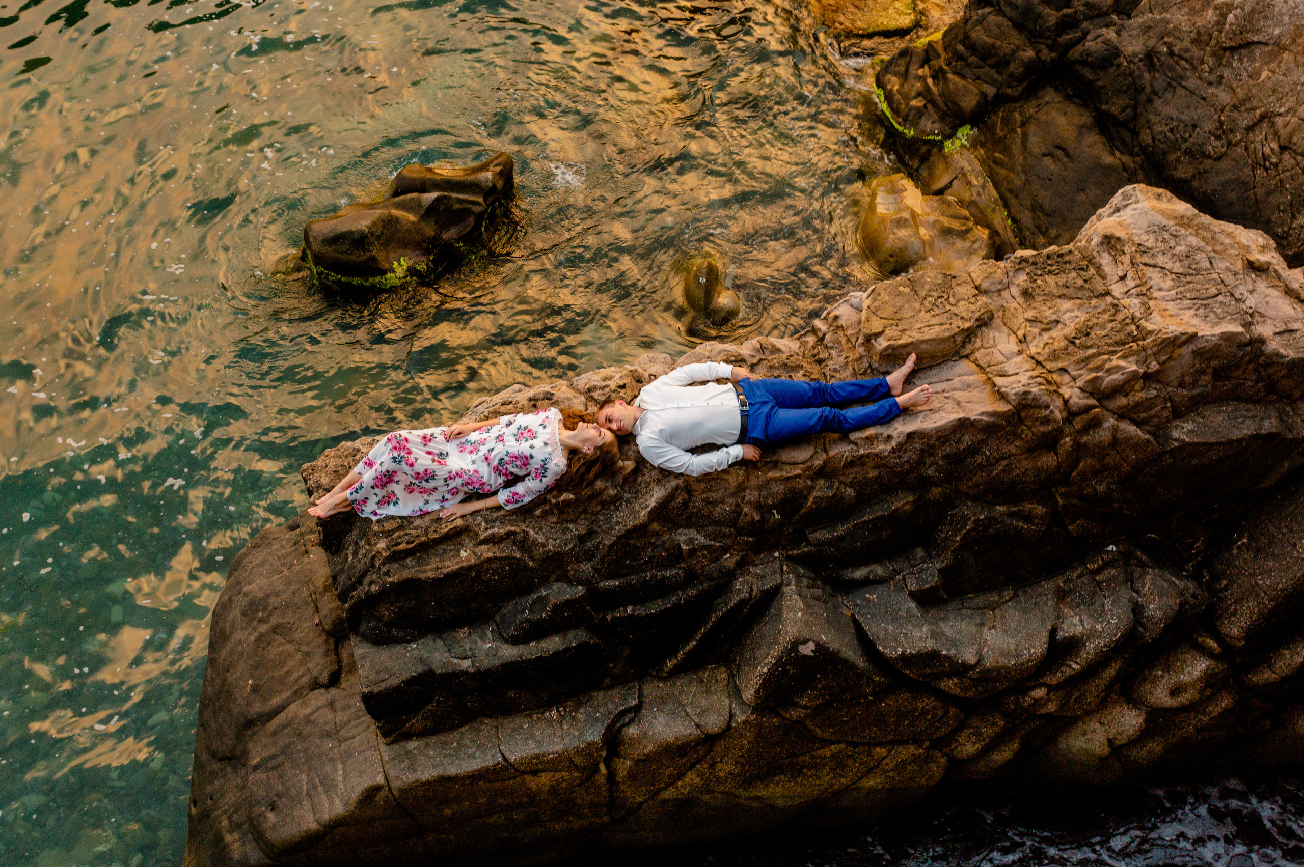 Фотосессия на Сырной скале. Свадебный и семейный Фотограф в Крыму и Симферополе Виктория Максимова