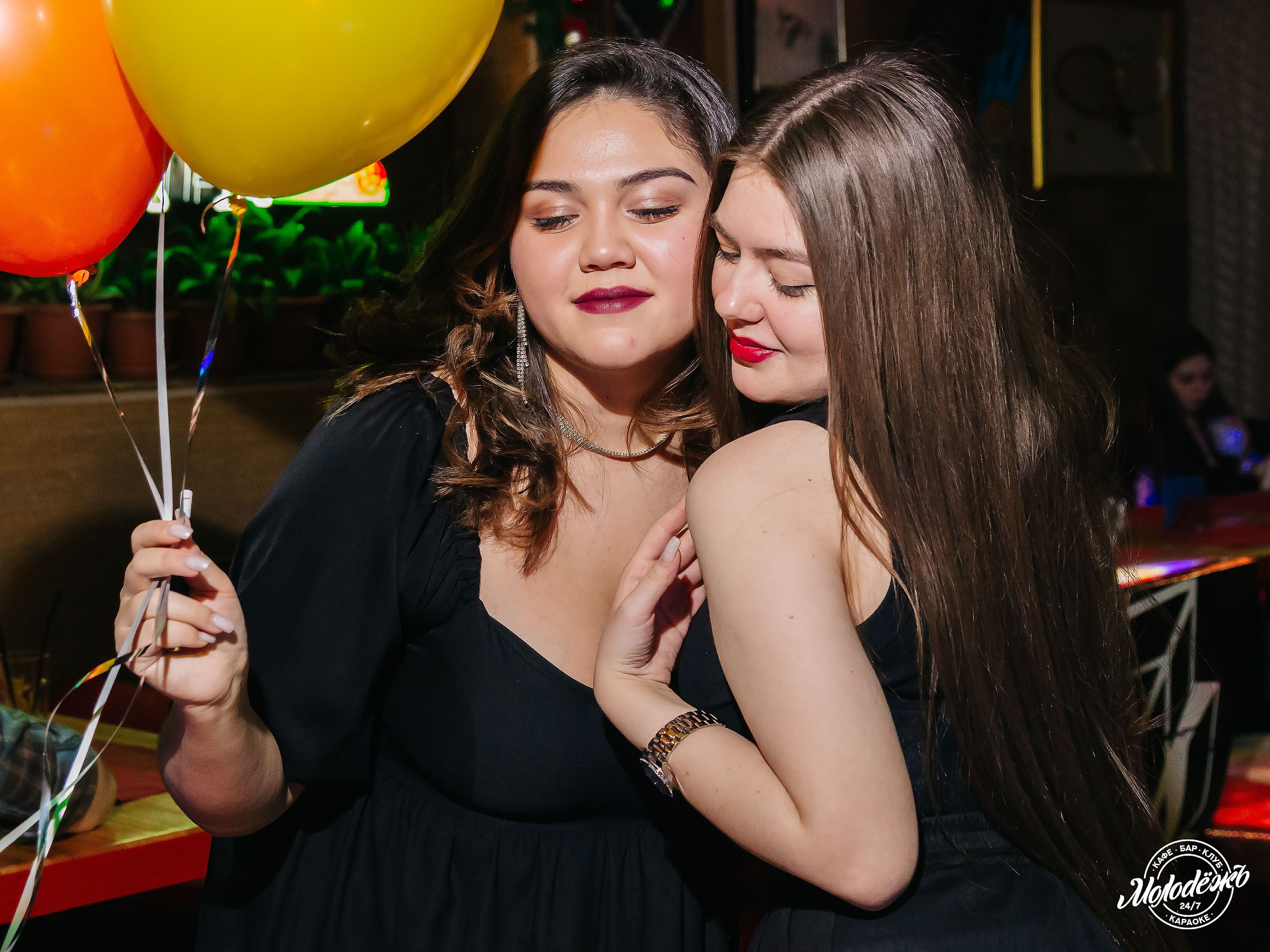 Клуб Молодёжь лучшее. Контакты