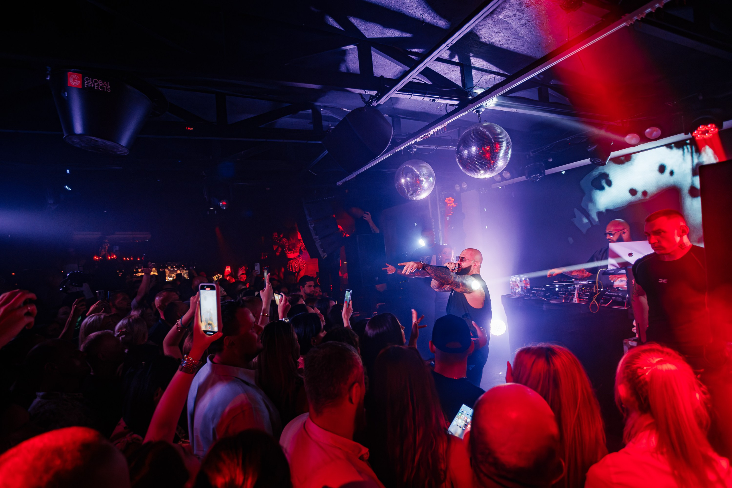 «Джиган"_Чайка на пляже_Ялта_12.07.2025 г. Аминов Руслан | Фотограф