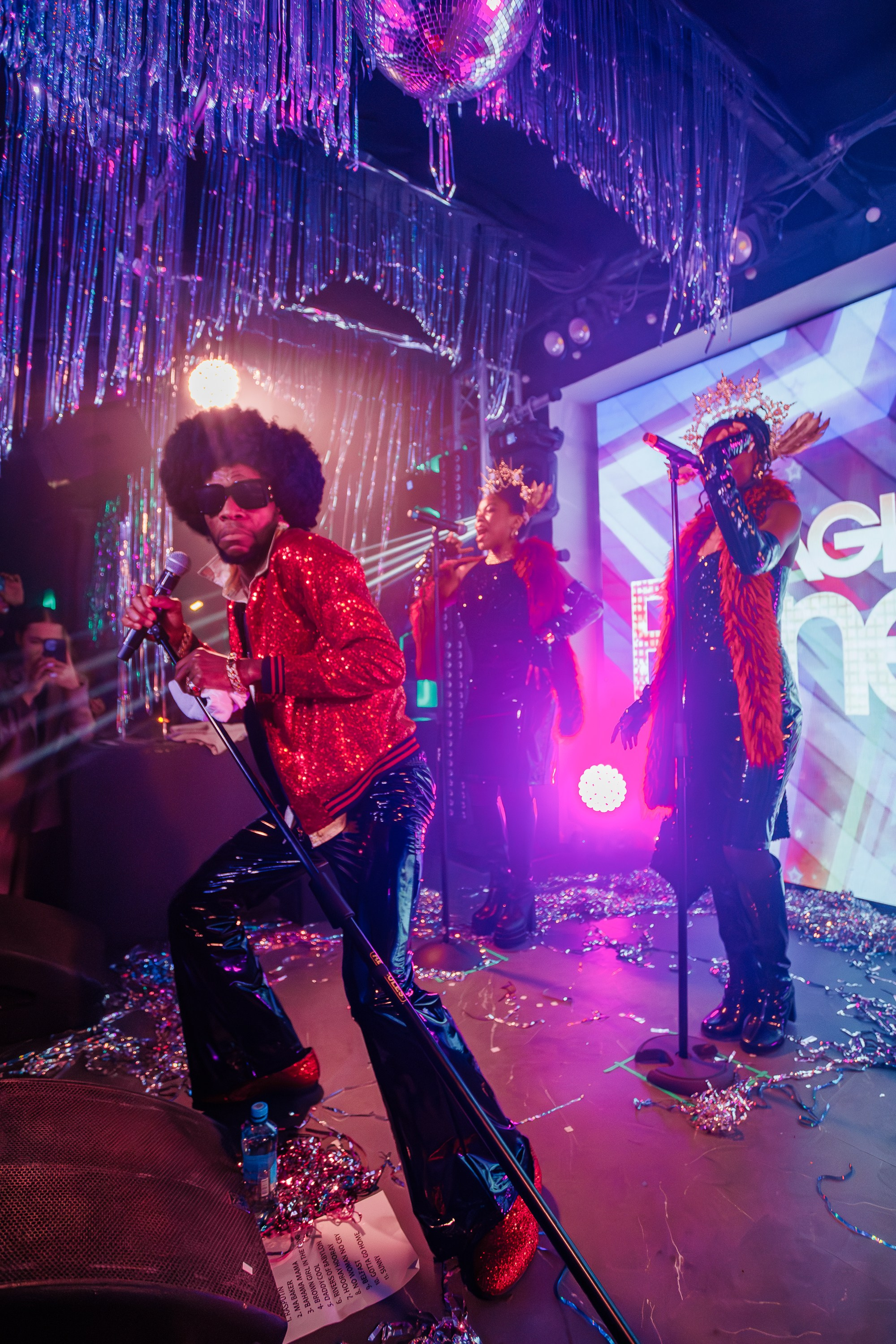 «Magic of BONEY`M «_Чайка на пляже_Ялта_06.12.2025 г. Аминов Руслан | Фотограф