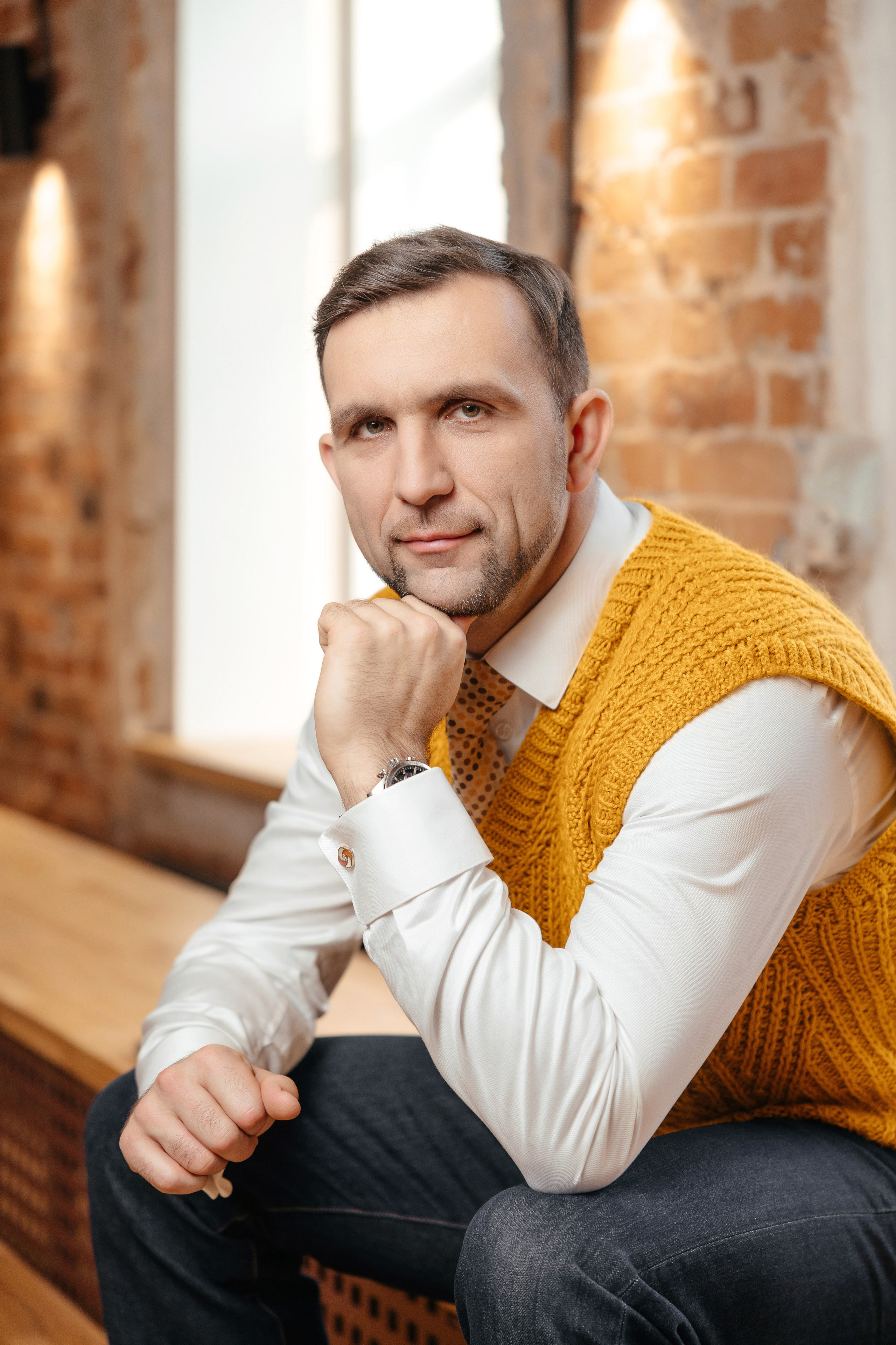 Бизнес портреты команды в Екатеринбурге. Фотограф для бизнеса Константин Брусницын в Екатеринбурге