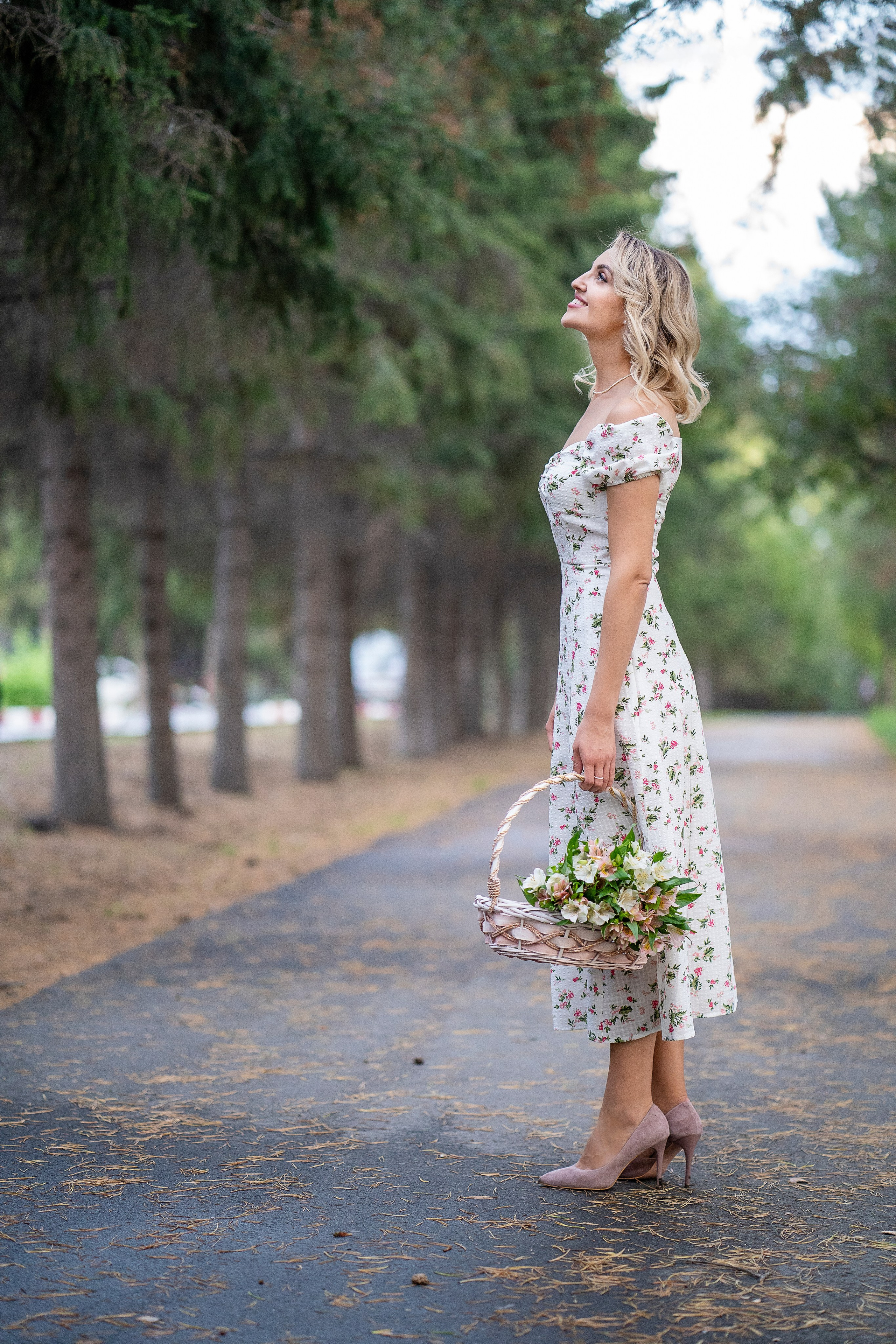 Александра. Главная