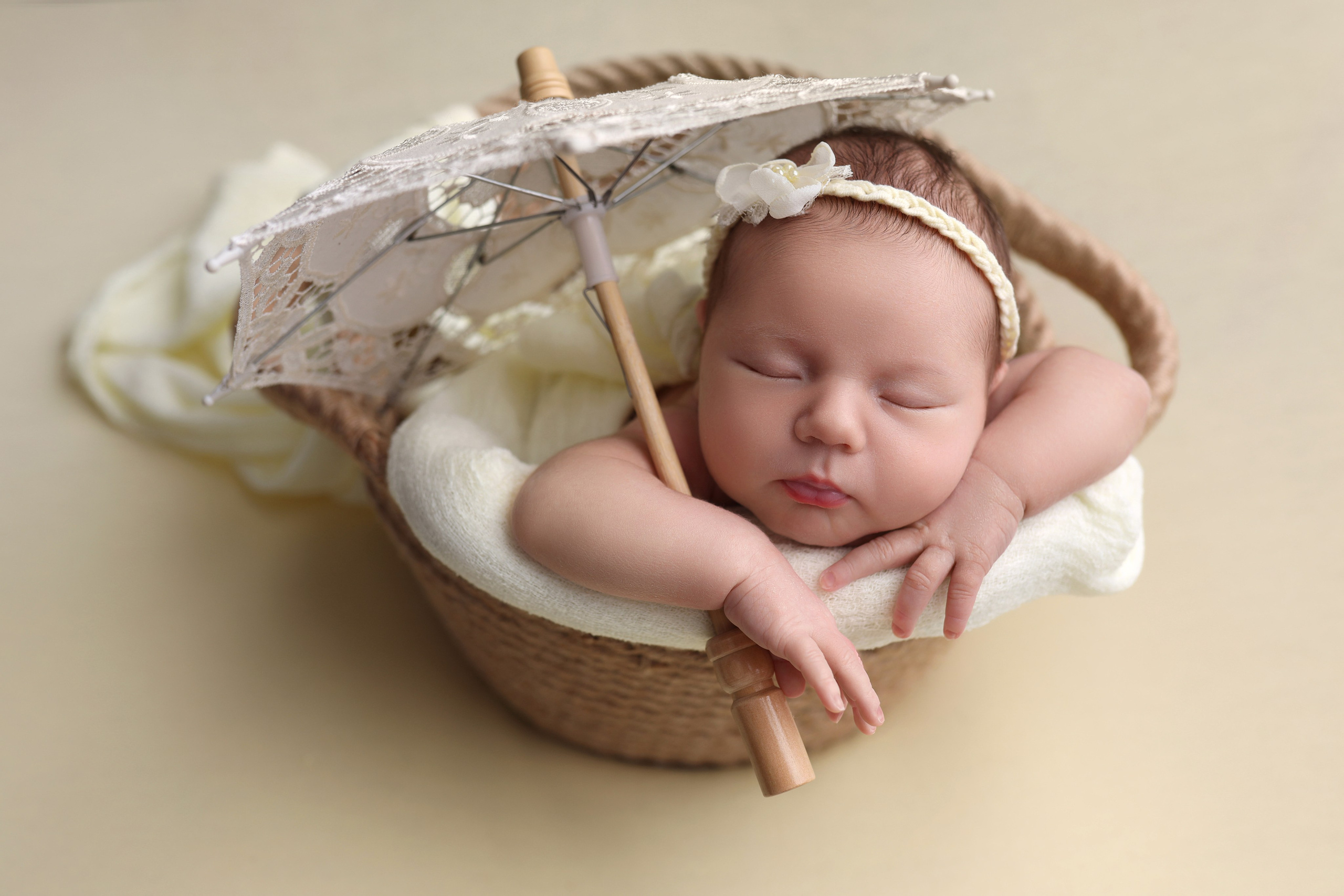 Newborn девочки. Фотограф новорожденных Модяева Ирина