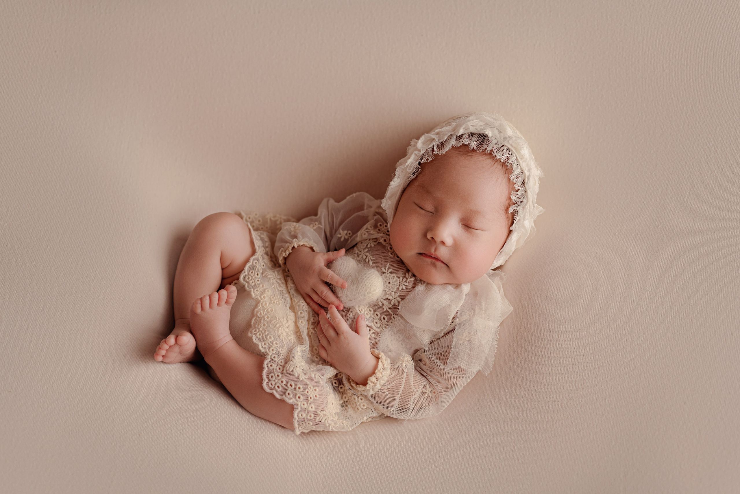 Новорожденные. Фотограф Александра Василькова