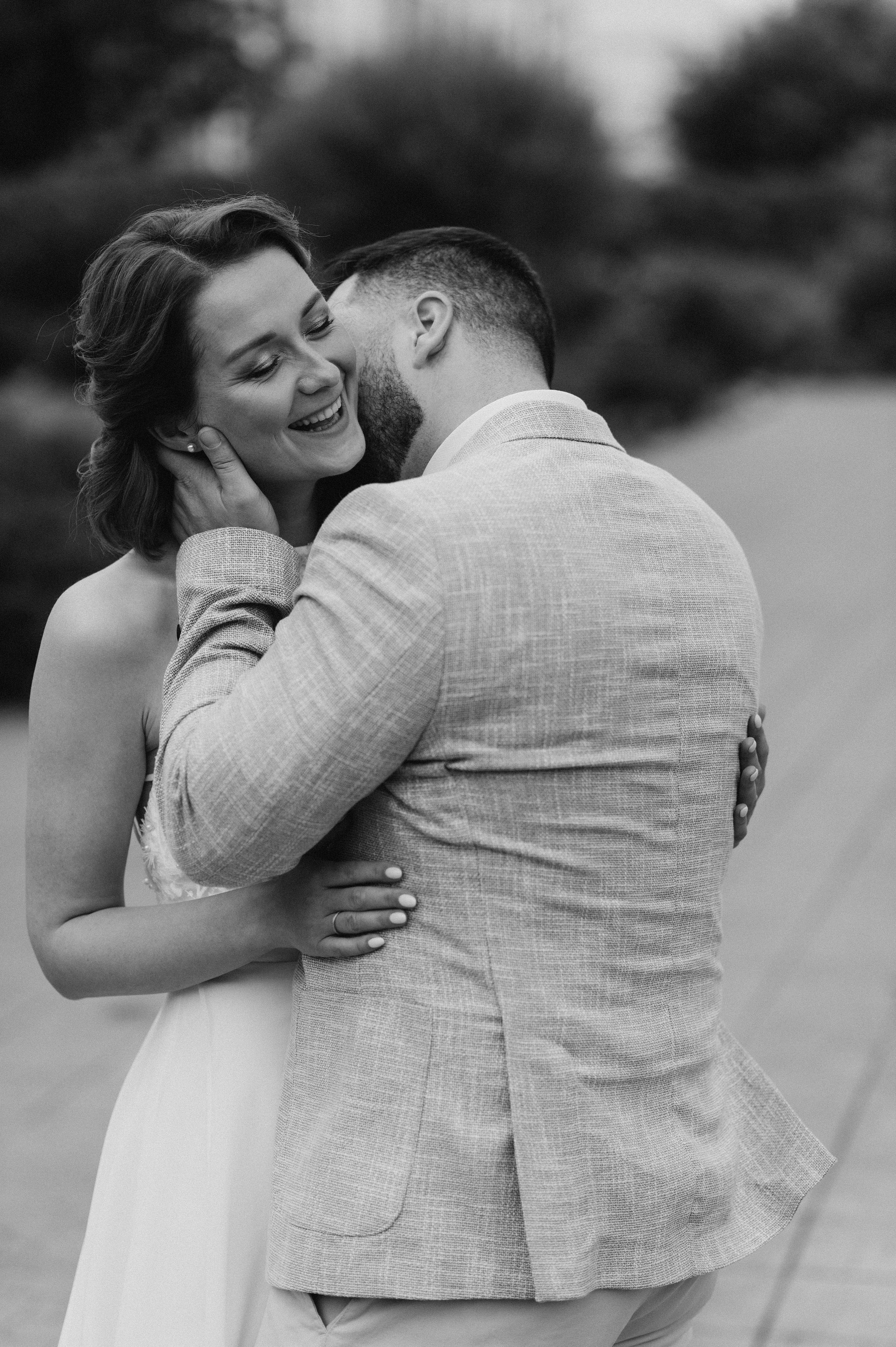 Свадебная фотосессия по историческому центру города Ярославль. Свадебный фотограф в Ярославле Денис Медоваров