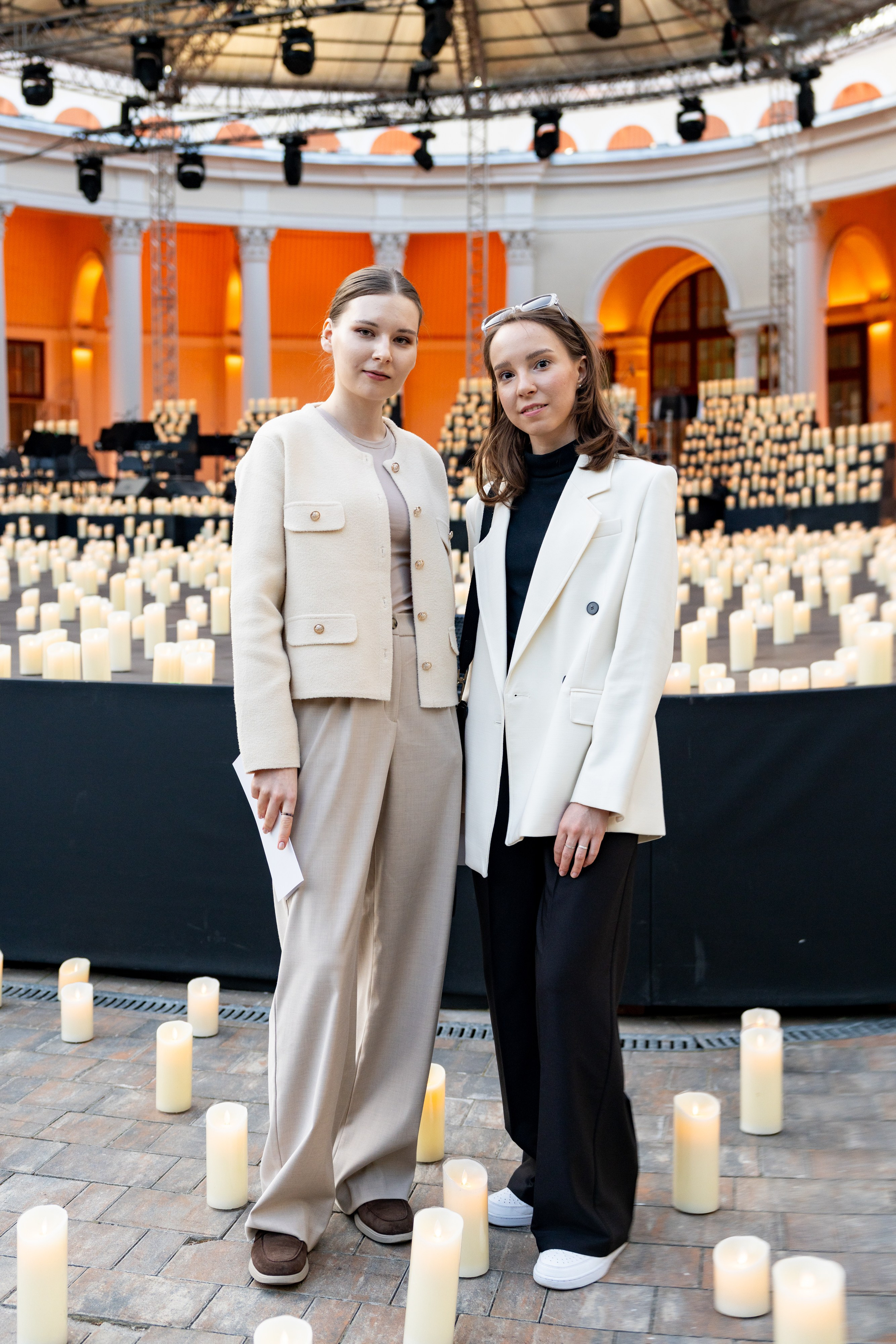 Симфонический оркестр Lumisfera при свечах. Фотограф Никита Комаров