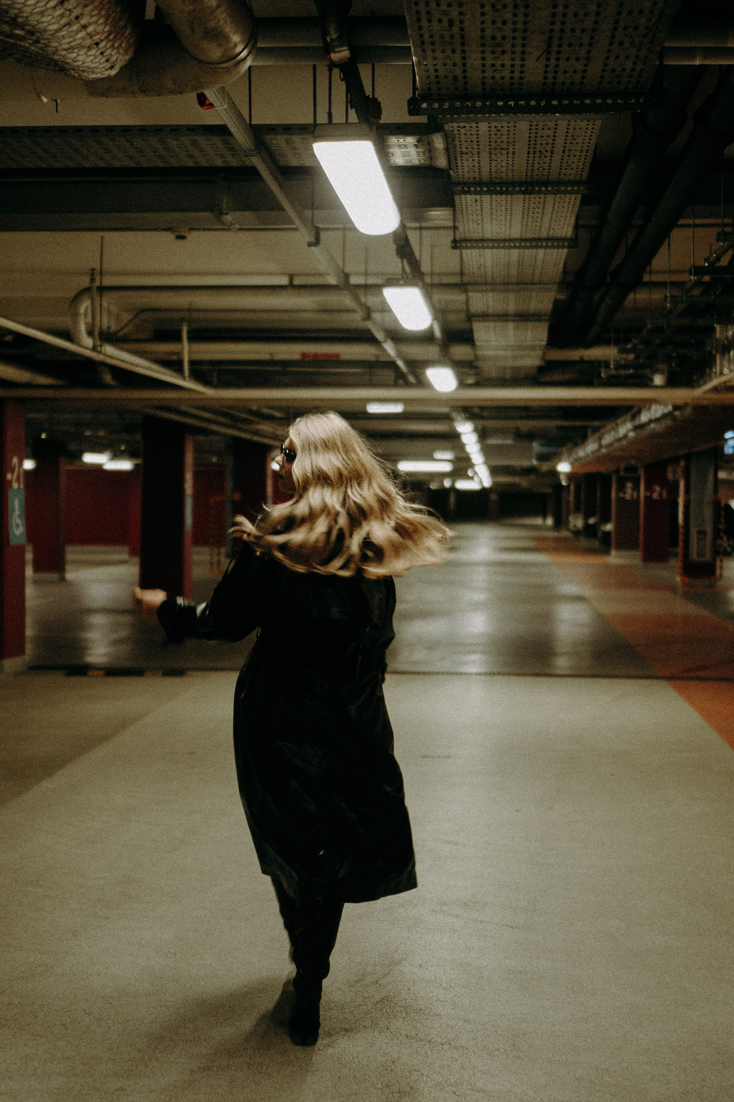 НА ПАРКОВКЕ. Профессиональный фотограф, Санкт-Петербург — Виктория Богомолова
