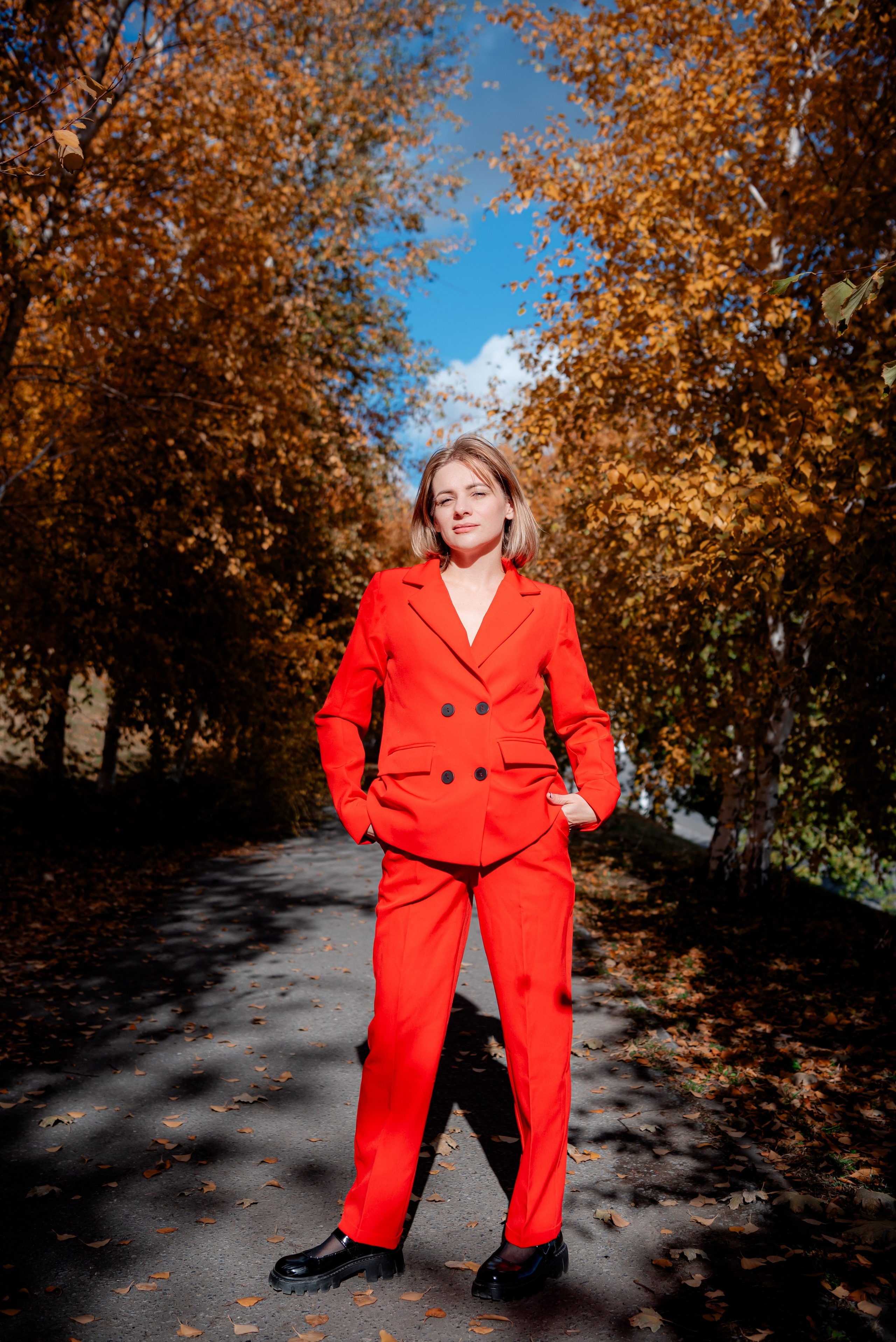 Фотосессия для яркой девушки Лилии на набережной Волгограда. Фотограф в Волгограде и Волжском Александр Горбань