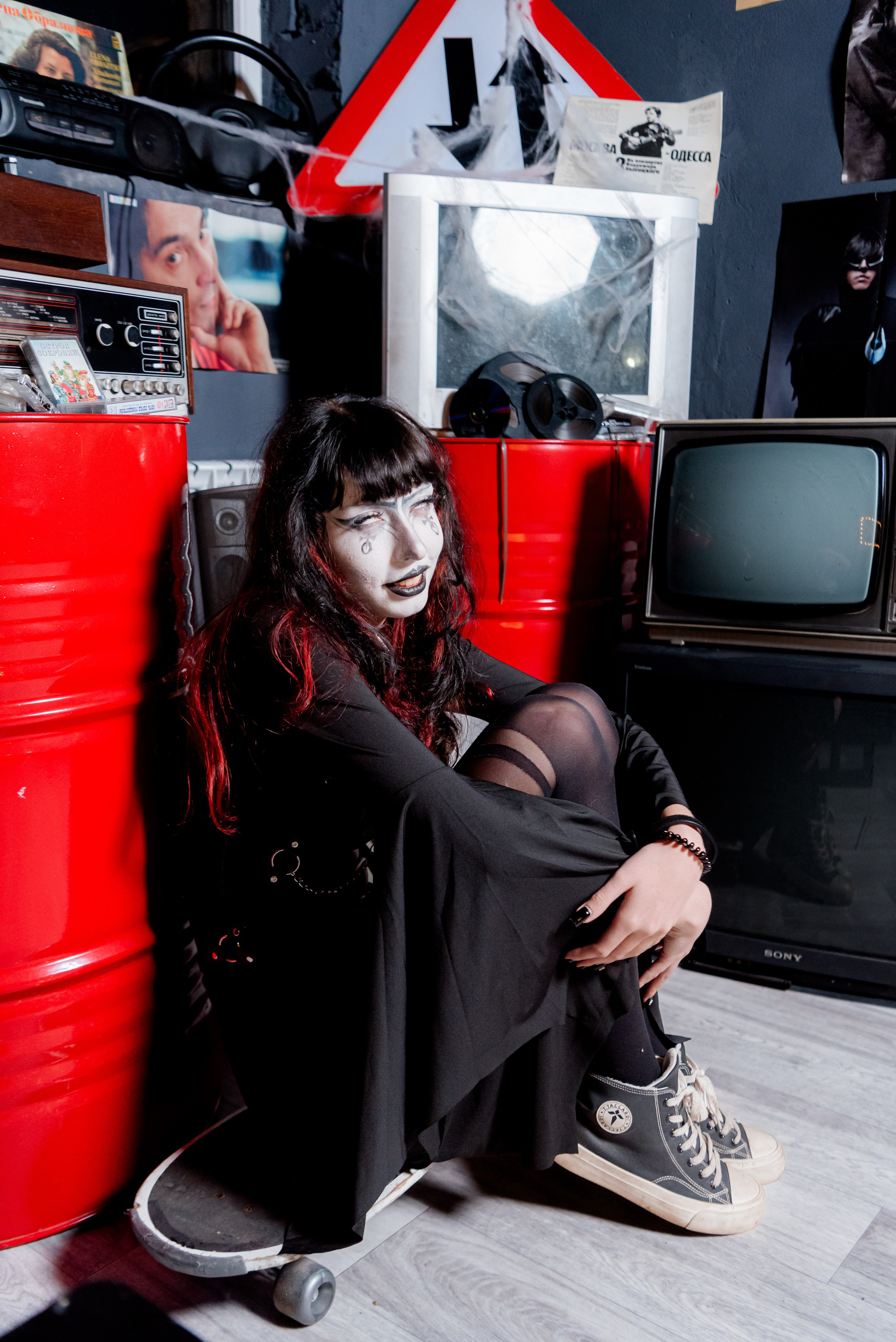 Спонтанная готическая фотосессия в Волжском для альтушки | Фотограф в «Гараже». Фотограф в Волгограде и Волжском Александр Горбань