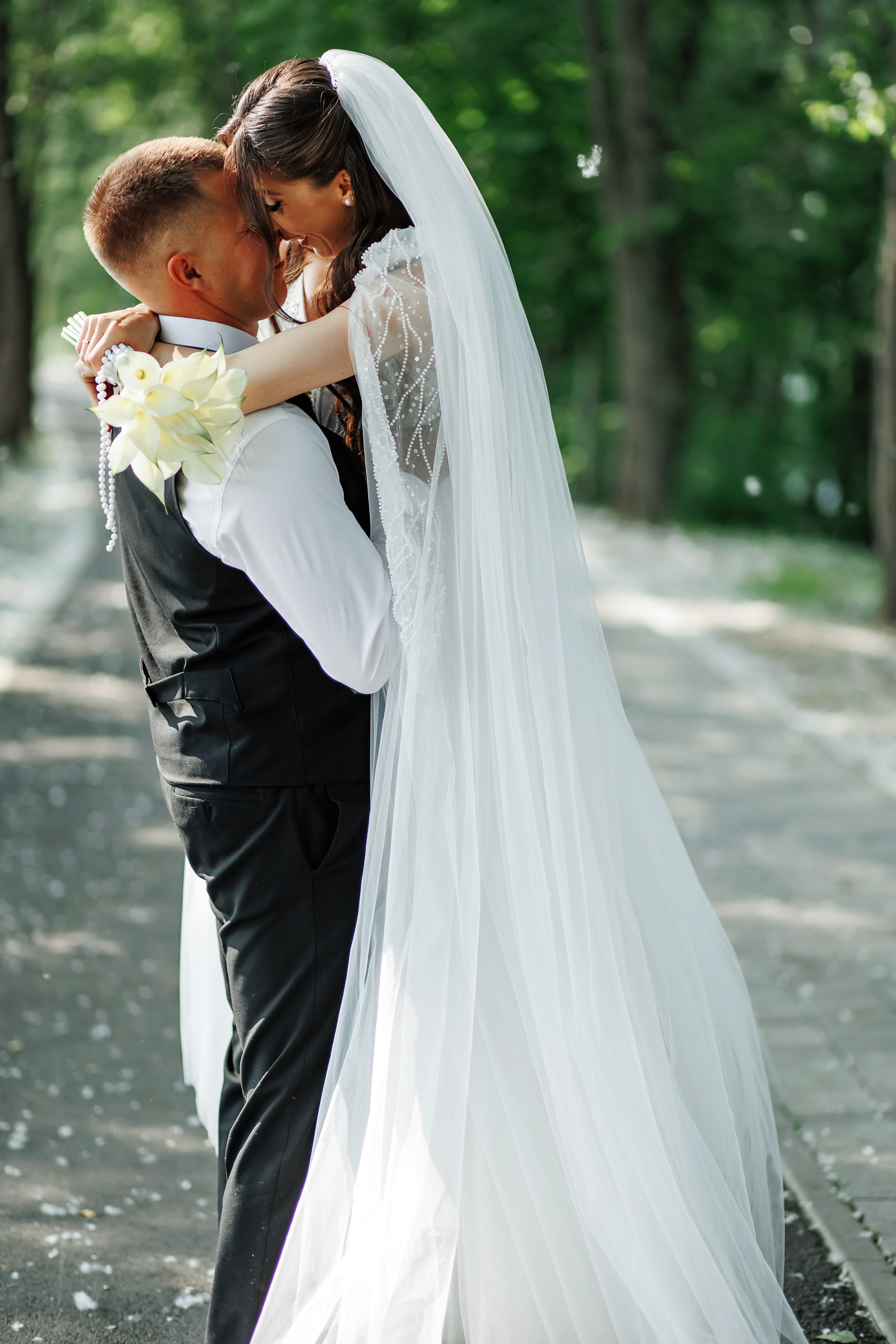 Июньская свадебная фотосессия в г. Лабинск и банкет в ресторане «Гости». Дмитрий Шевченко свадебное фото в г. Краснодар — Армавир — Лабинск