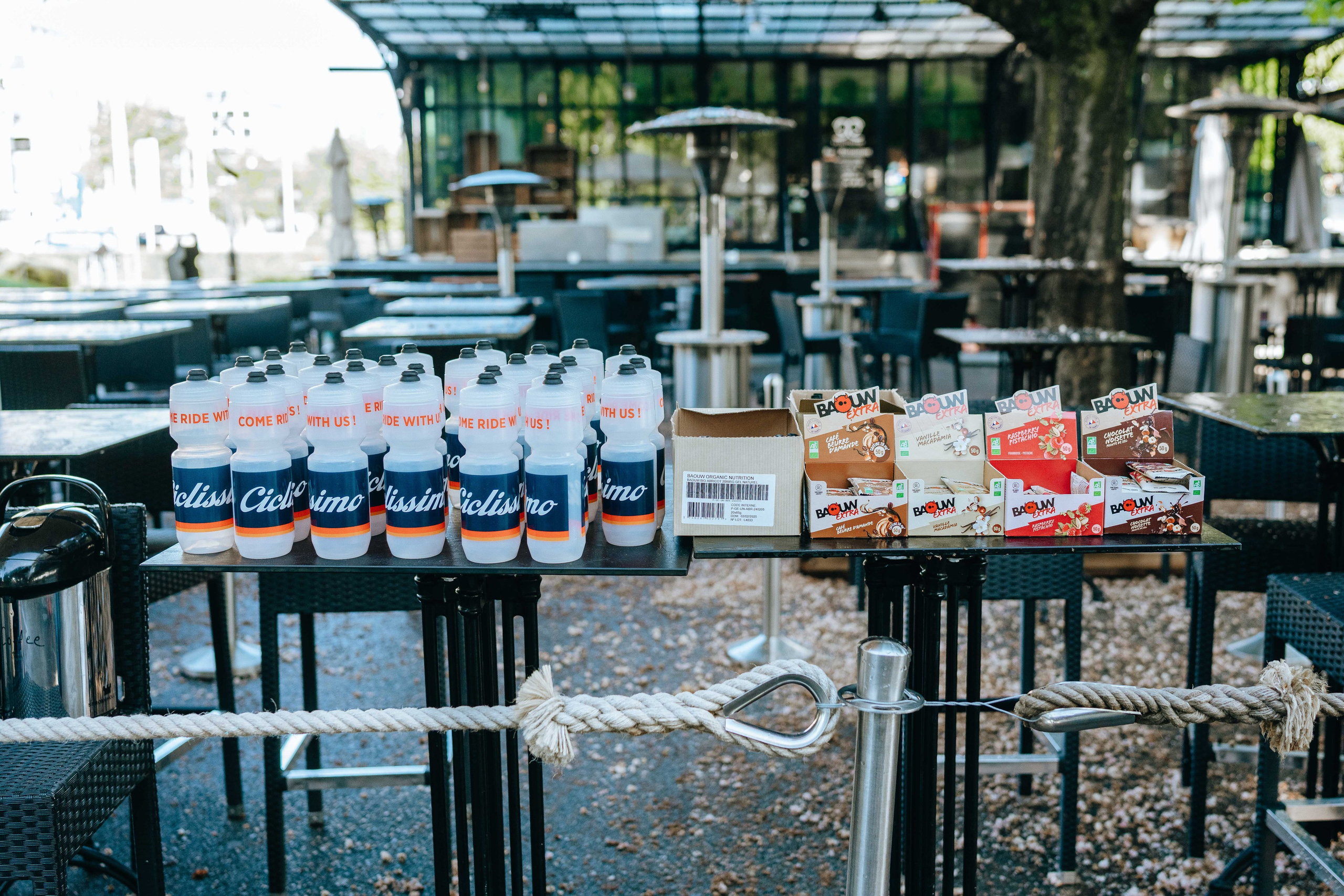 Commercial Photographer Geneva | Interior, Business & Restaurant Photography. Professional Wedding Photographer Geneva & Romande Switzerland | Tanya Creator