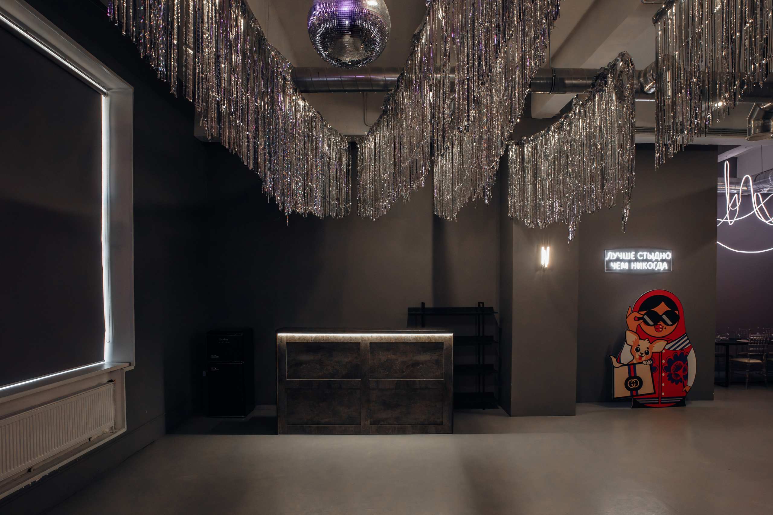 Mr. Grey (лето). Аренда лофта в СПб для мероприятий