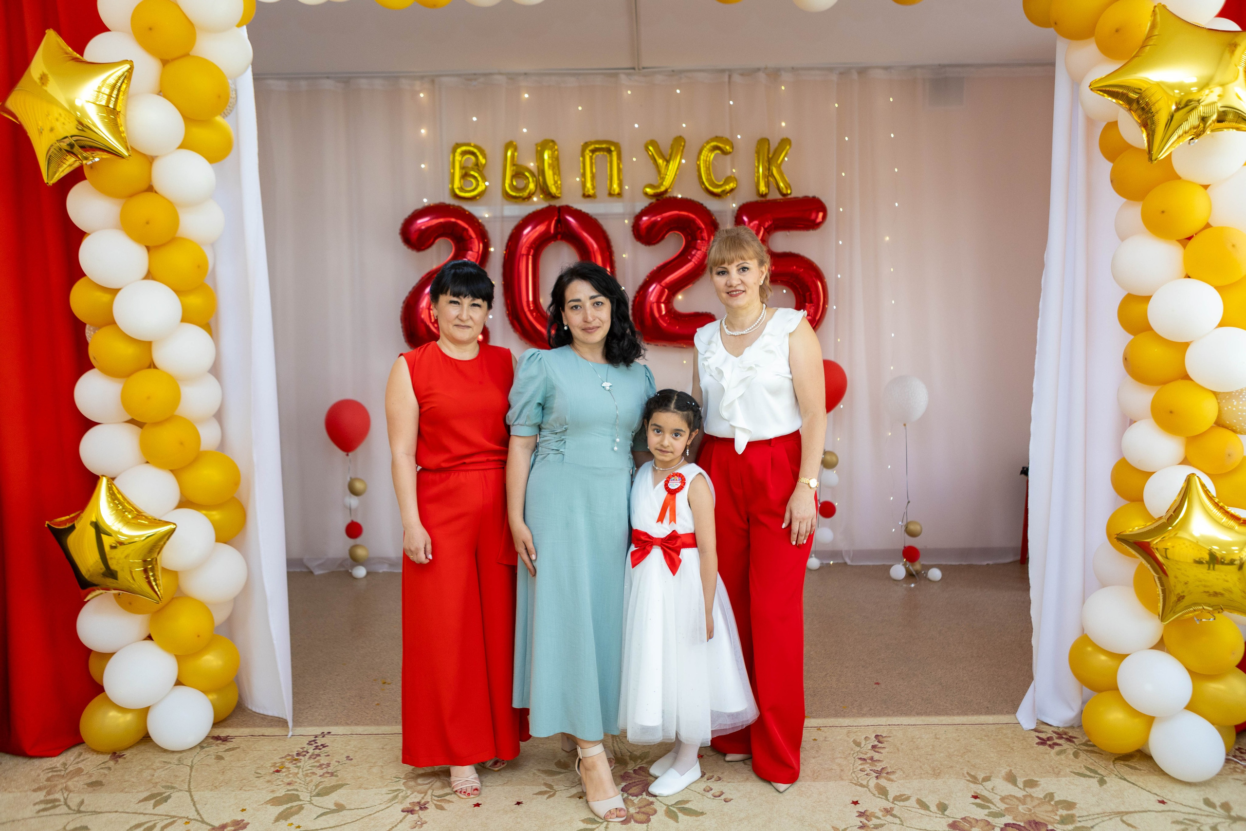 Выпускной в детскому саду 2025 год. Свадебный и предметный фотограф Ренат Каламперов