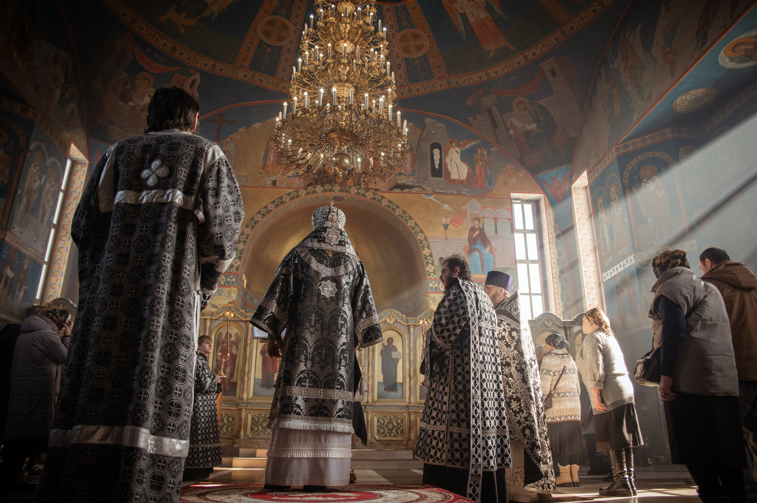 Преждеосвящение Даров. Храм Серафима Саровского. Церковный, семейный и репортажный фотограф Волгоград, Волжский