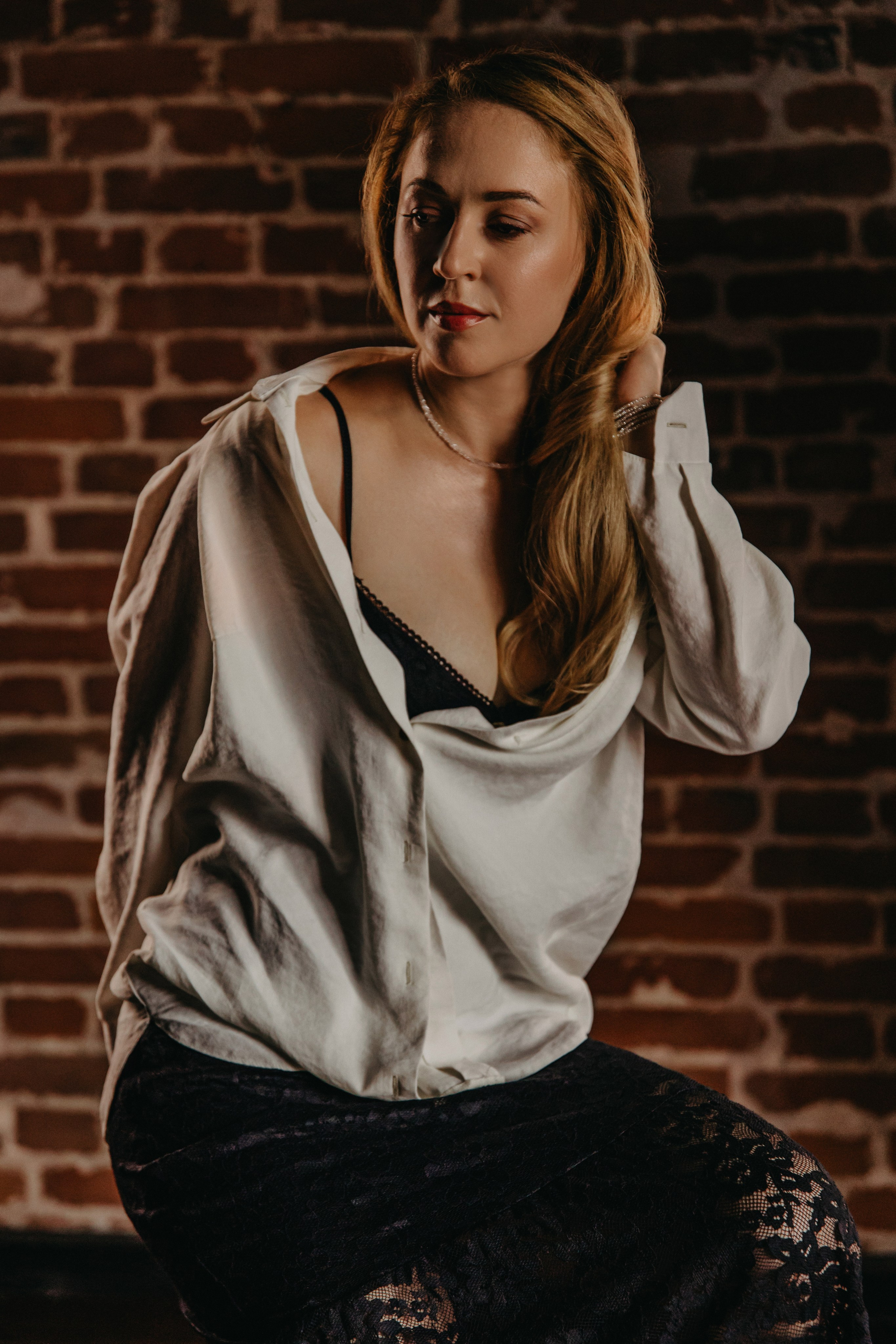 Художественный портрет девушки в фотостудии Рыбинск