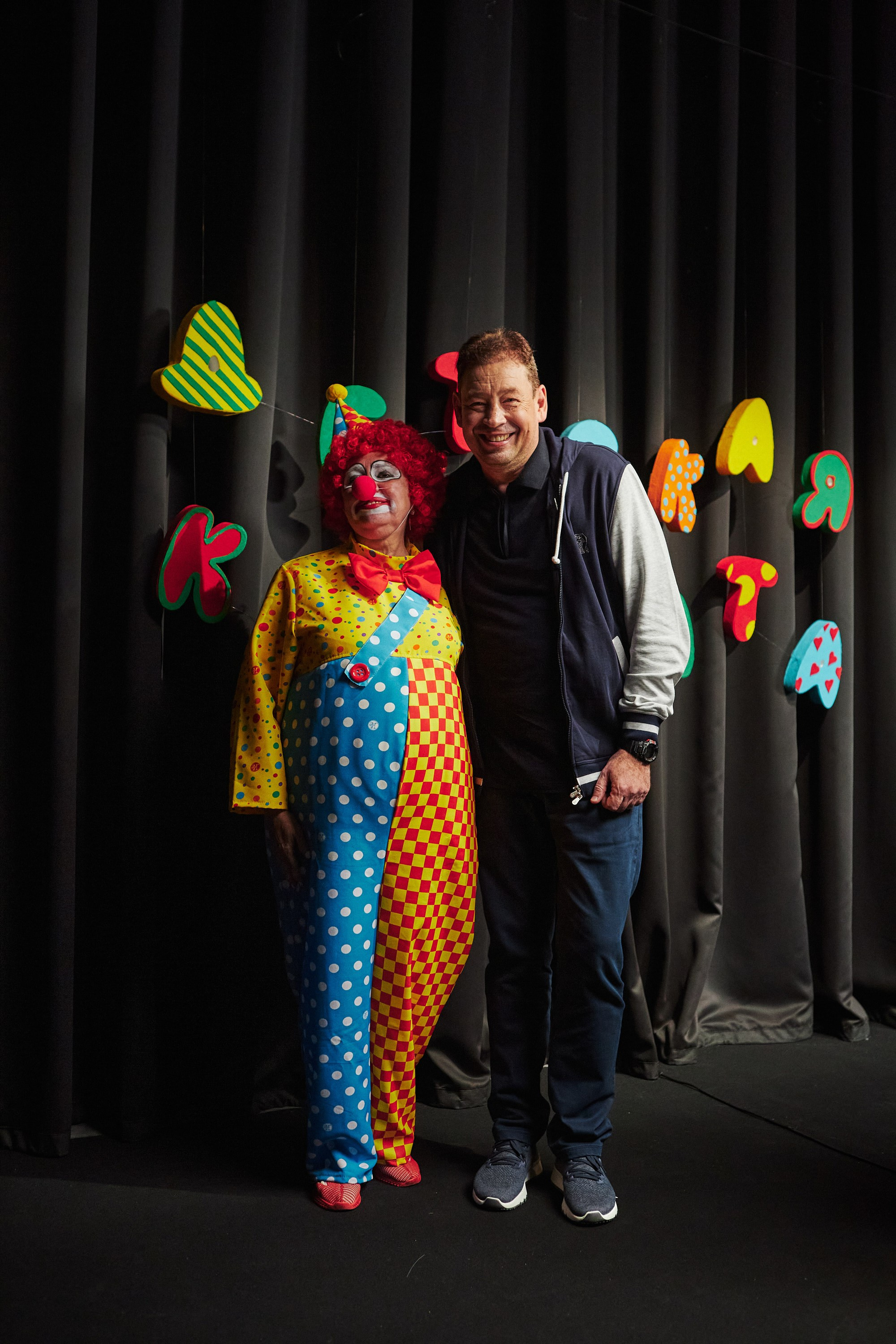 Репортажная съёмка шоу «Детская комната» — бэкстейдж и атмосфера. Репортажный фотограф в Москве — Дмитрий Тарасов | Съёмка мероприятий, концертов, корпоративов