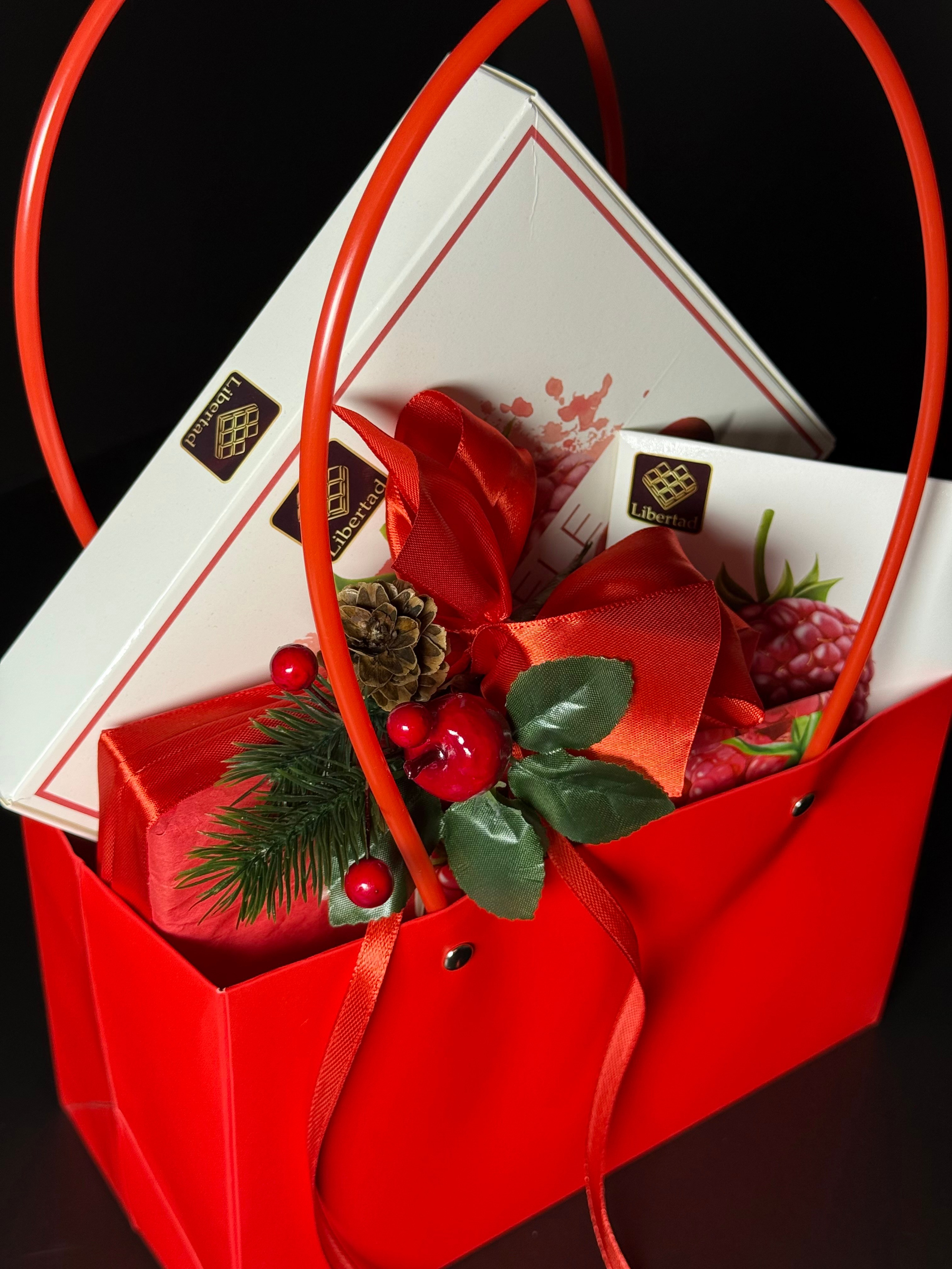 Сумочка «Малина». Студия подарочных наборов «Владия»