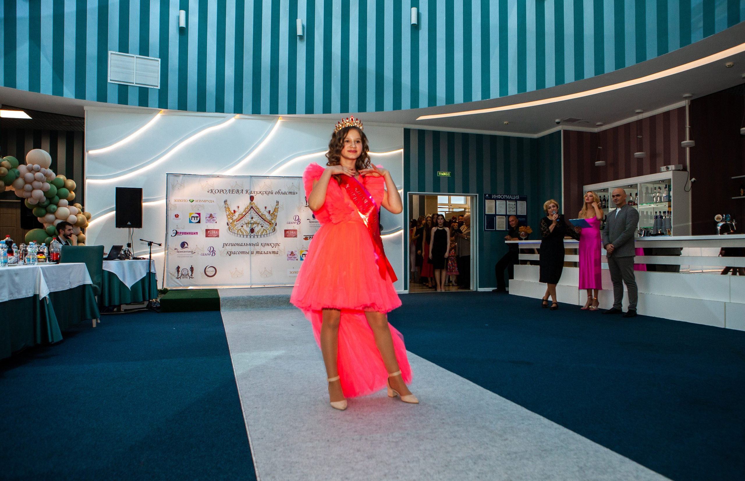 Королева Калужской области. Репортажный, семейный, свадебный, портретный фотограф