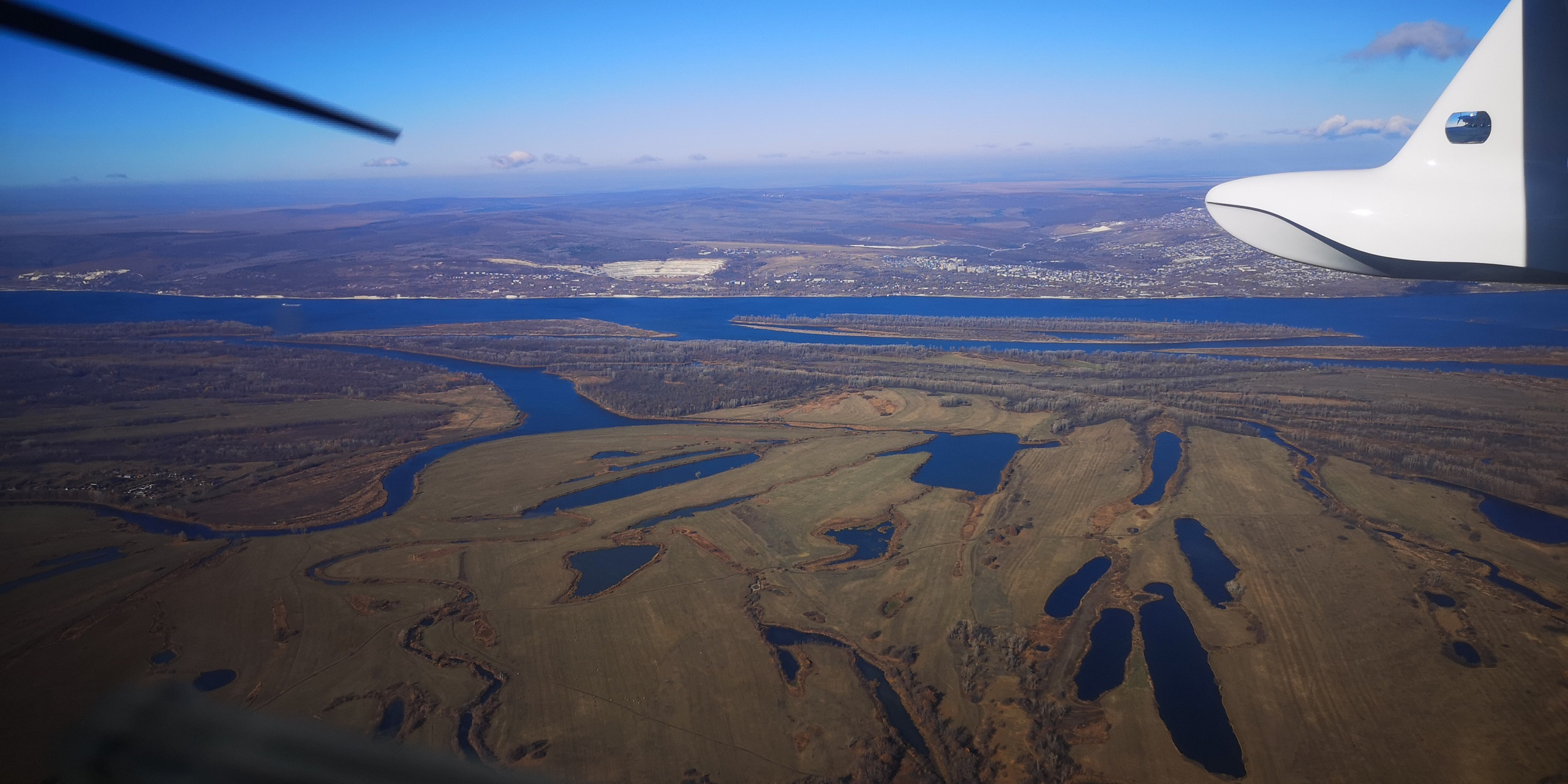 Каспийское море (наука на Ла-8) (2021 г.). Фотоальбом показывающий увлекательный мир авиации и мир медведей Андрея Иванова