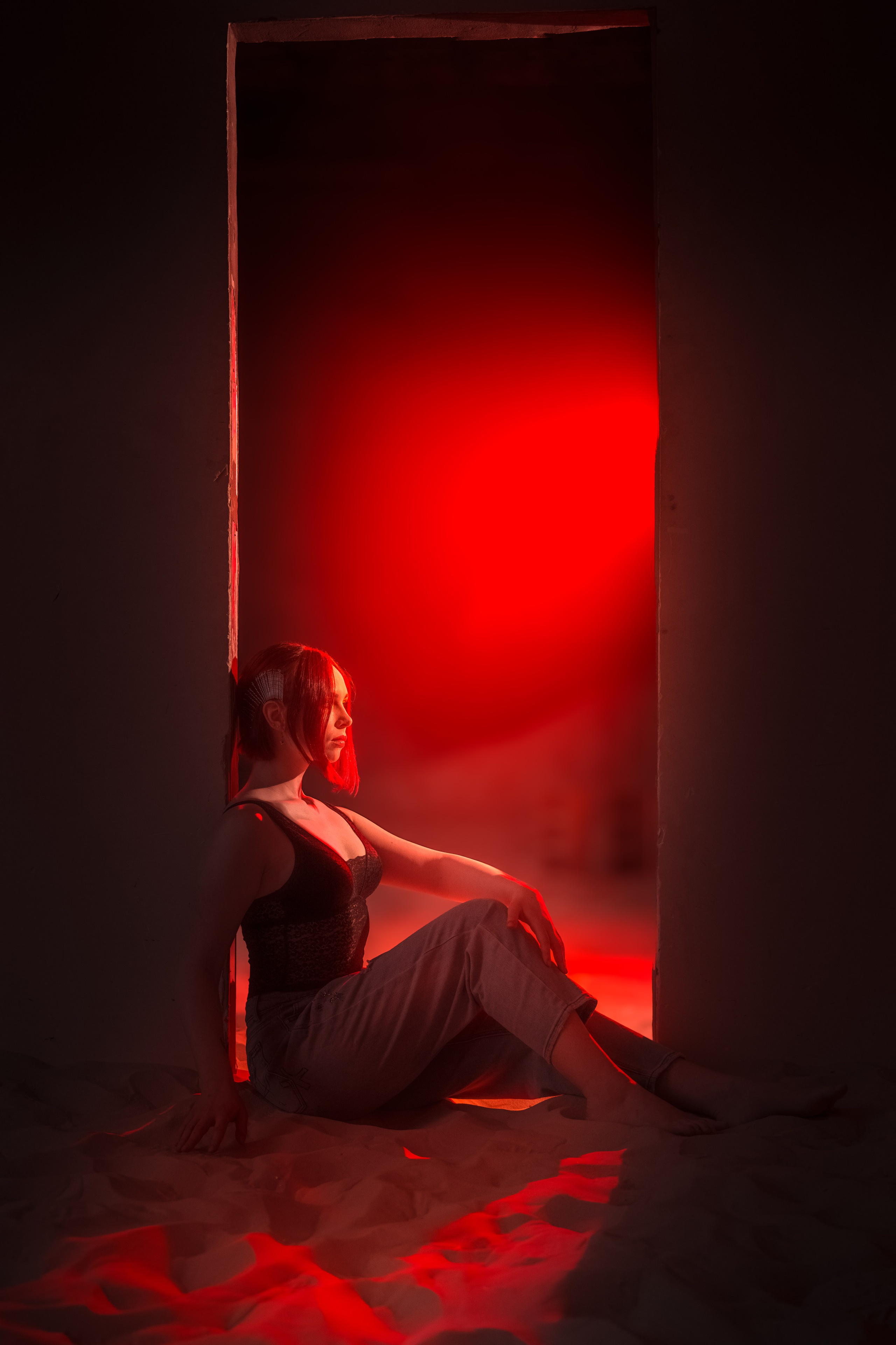 Фотосессия в зале с песком на студии Локация 223